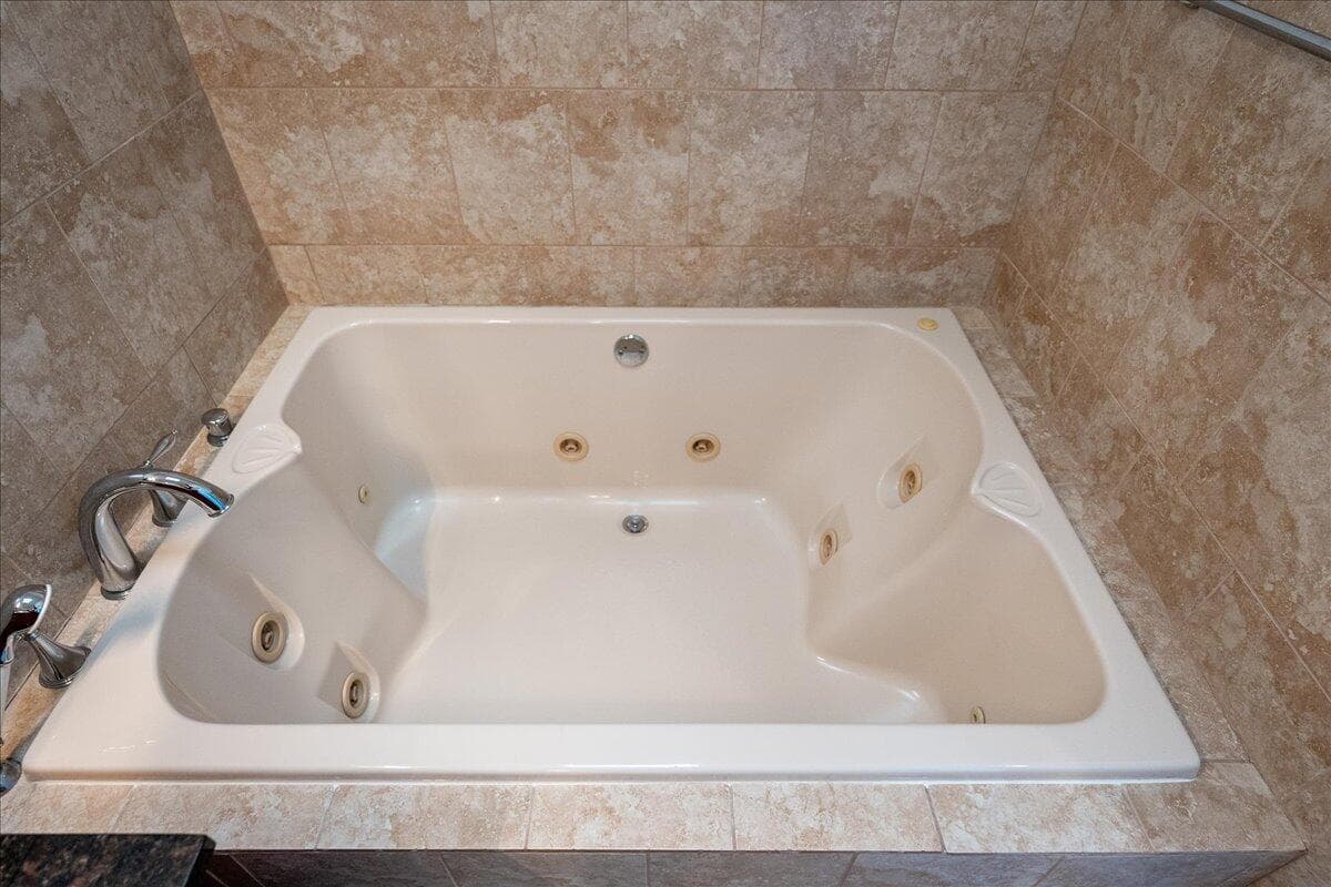 1947 NW Palmetto Terrace, Stuart, FL 34994 — photo 82 of 128