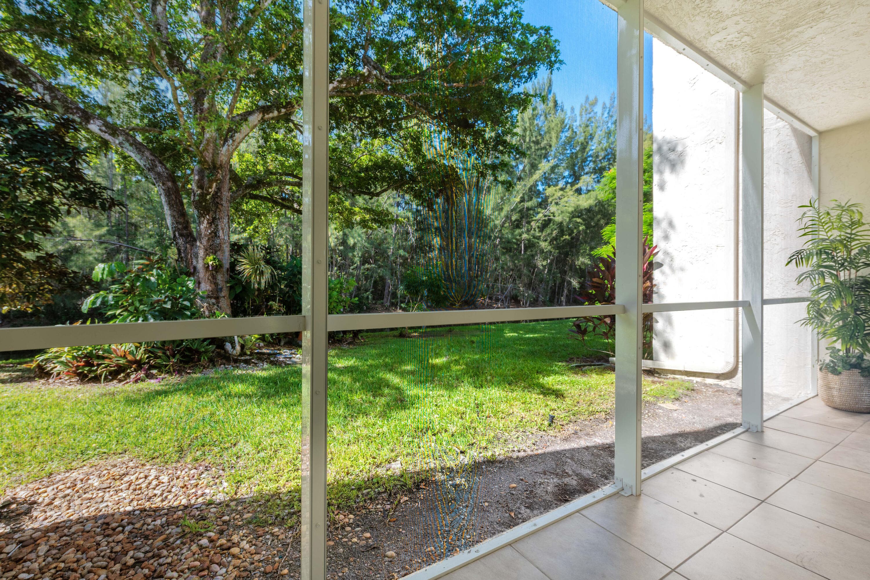 150 Lake Meryl Drive 143, West Palm Beach, FL 33411 — photo 14 of 30