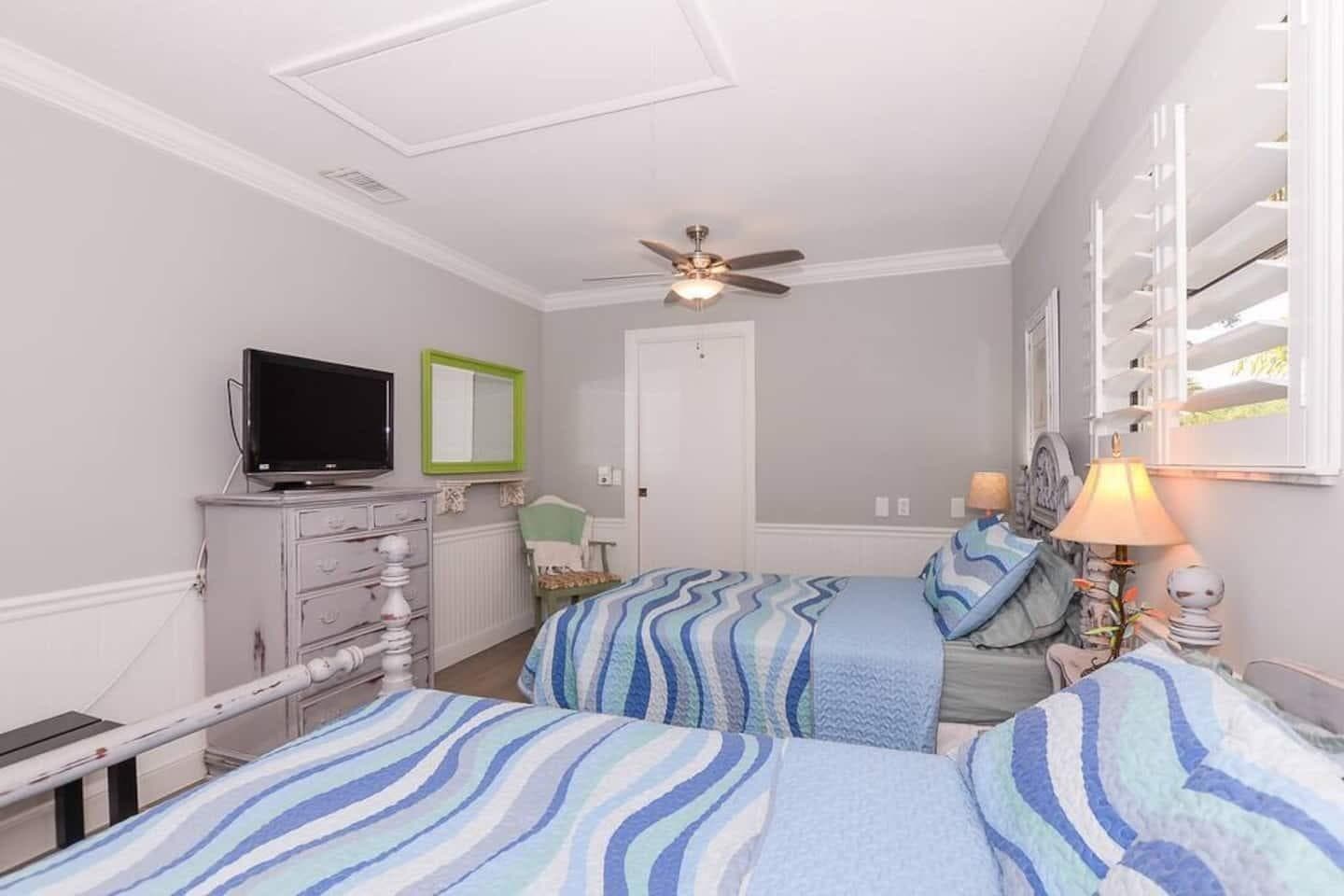 4041 NE Breakwater Drive, Jensen Beach, FL 34957 — photo 20 of 37
