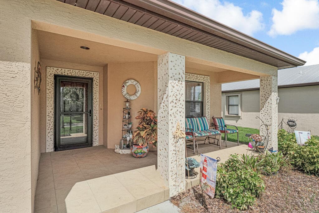 32 Oro Grande Way, Port St. Lucie, FL 34952 — photo 4 of 51