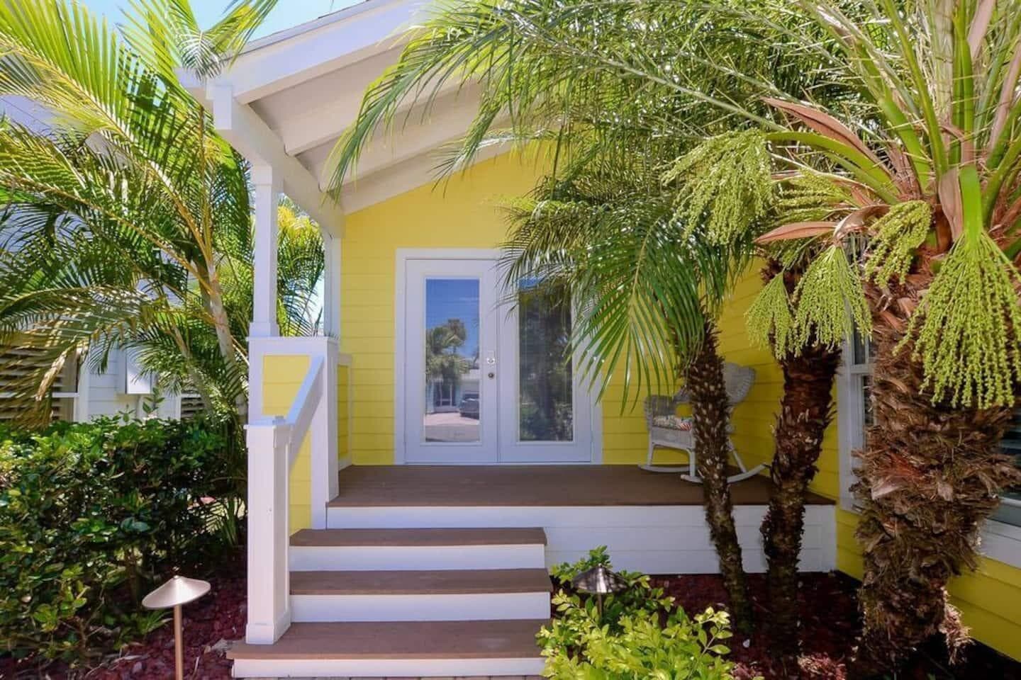 4031 NE Breakwater Drive, Jensen Beach, FL 34957 — photo 4 of 51