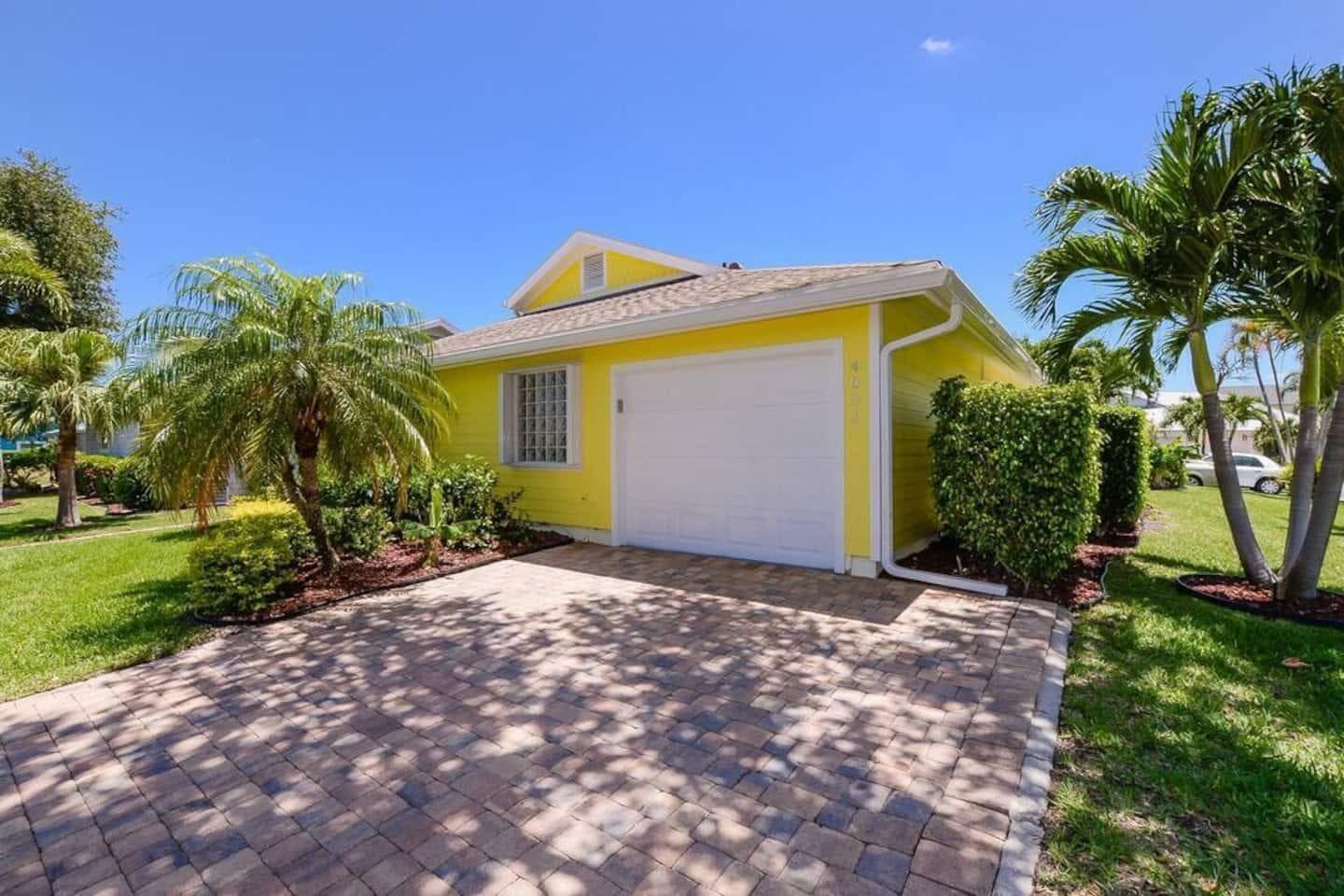 4031 NE Breakwater Drive, Jensen Beach, FL 34957 — photo 41 of 51