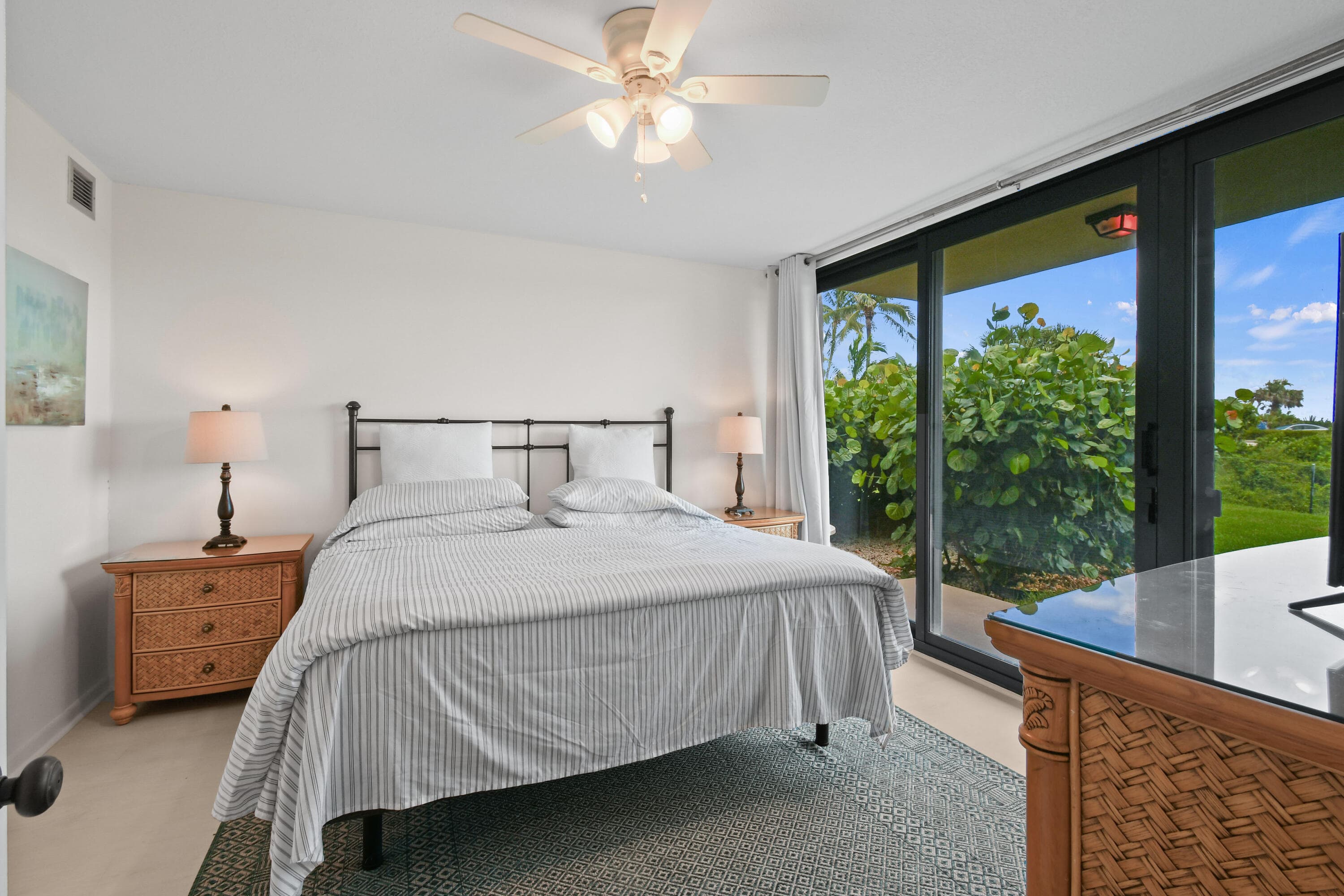 Condominium in Jupiter — photo 12 of 51