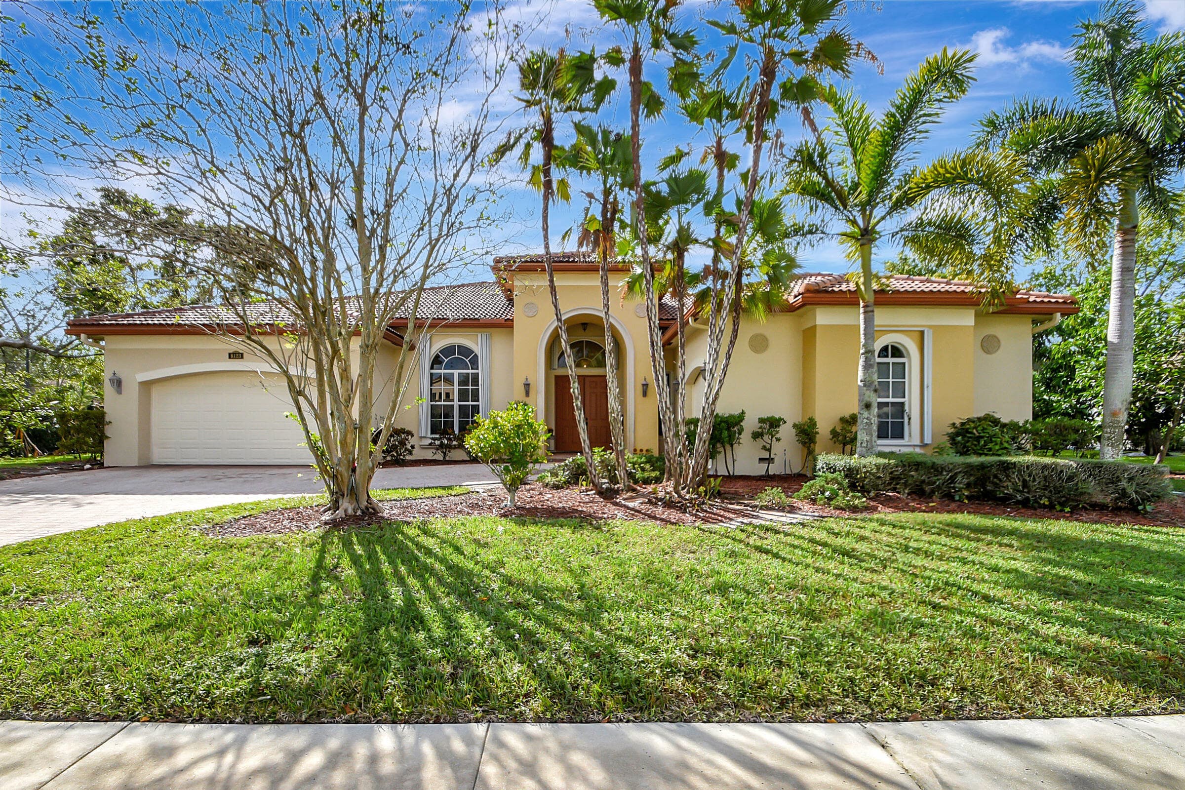 8123 Woodslanding Trail, West Palm Beach, FL 33411 — photo 39 of 48