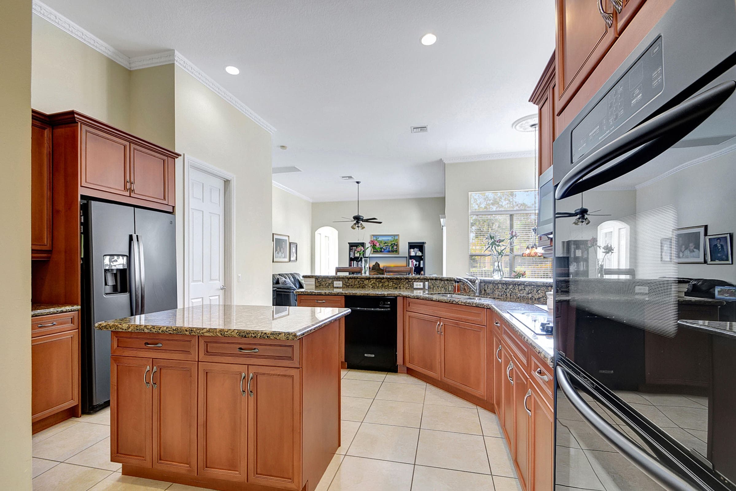 8123 Woodslanding Trail, West Palm Beach, FL 33411 — photo 11 of 48