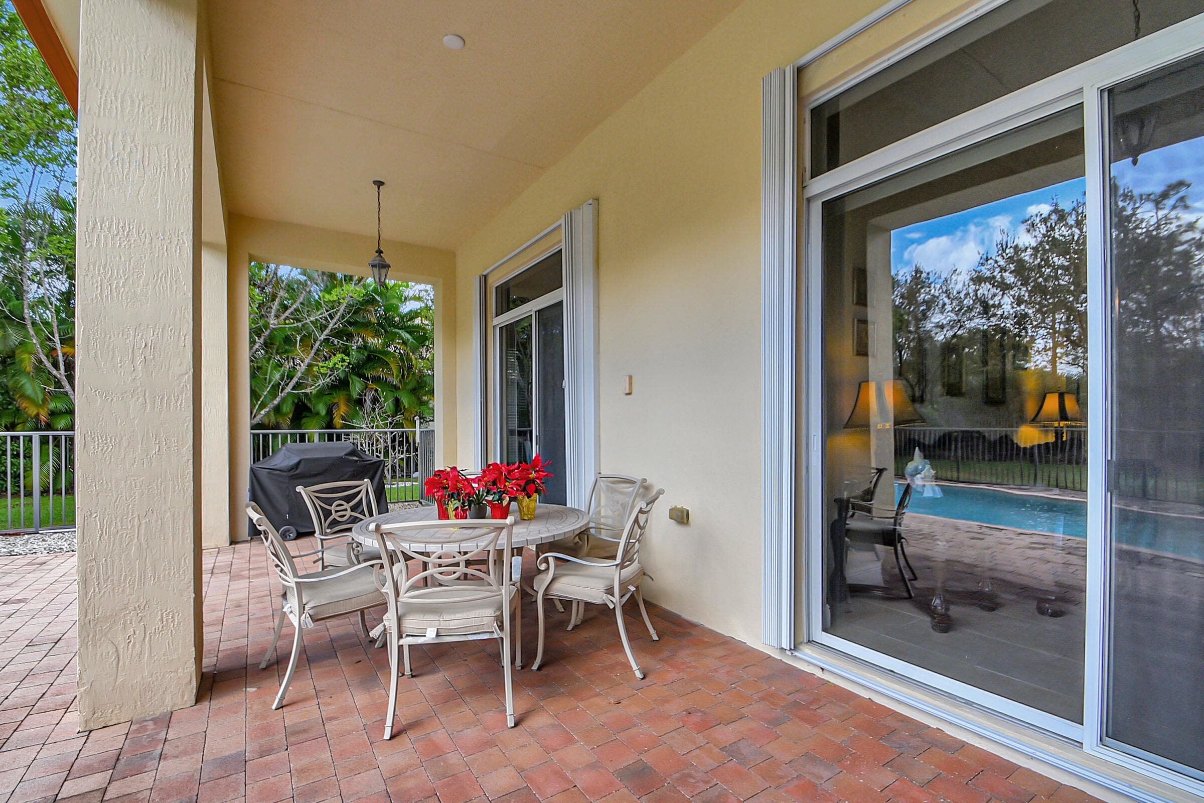 8123 Woodslanding Trail, West Palm Beach, FL 33411 — photo 33 of 48