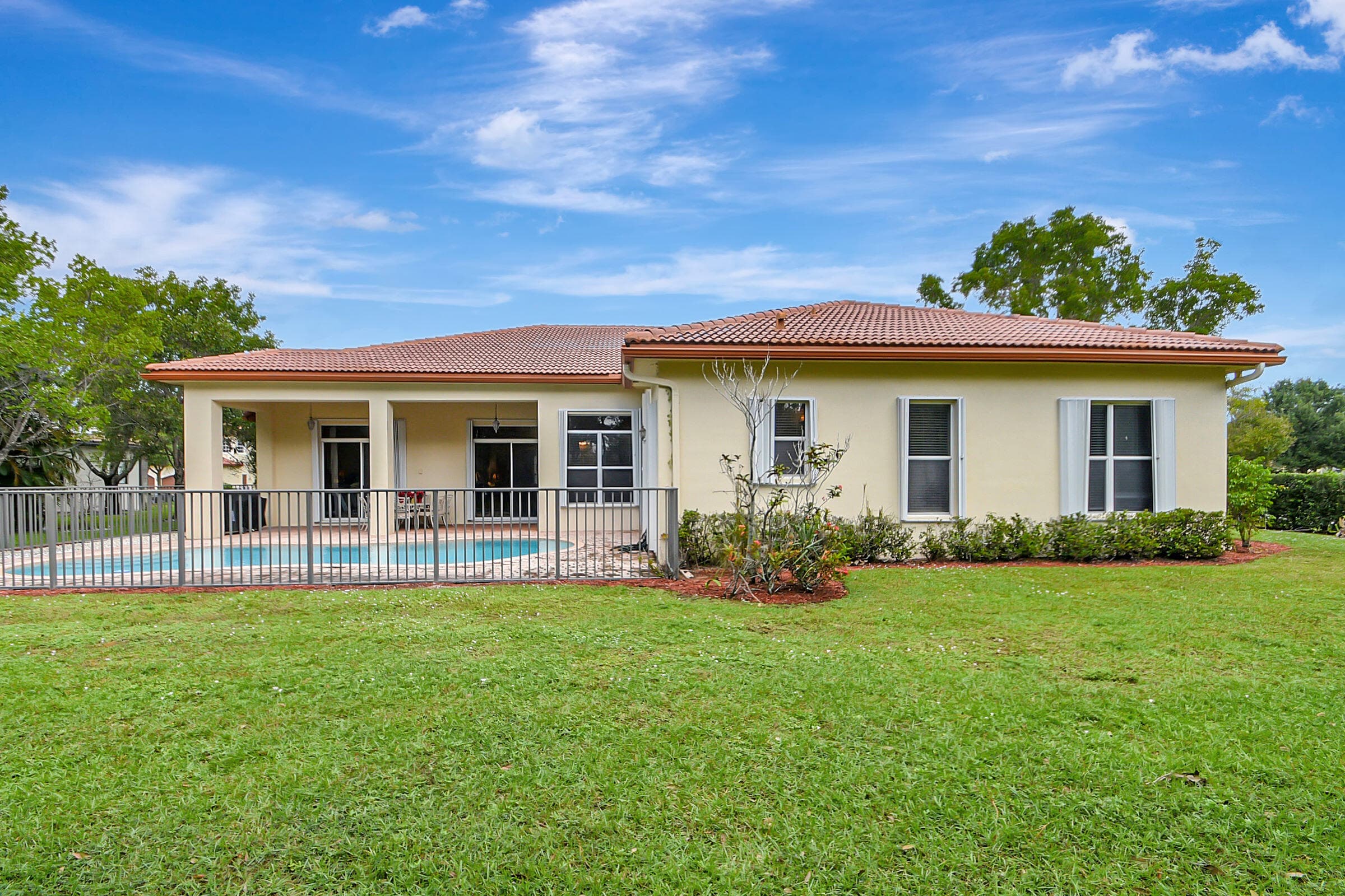 8123 Woodslanding Trail, West Palm Beach, FL 33411 — photo 38 of 48