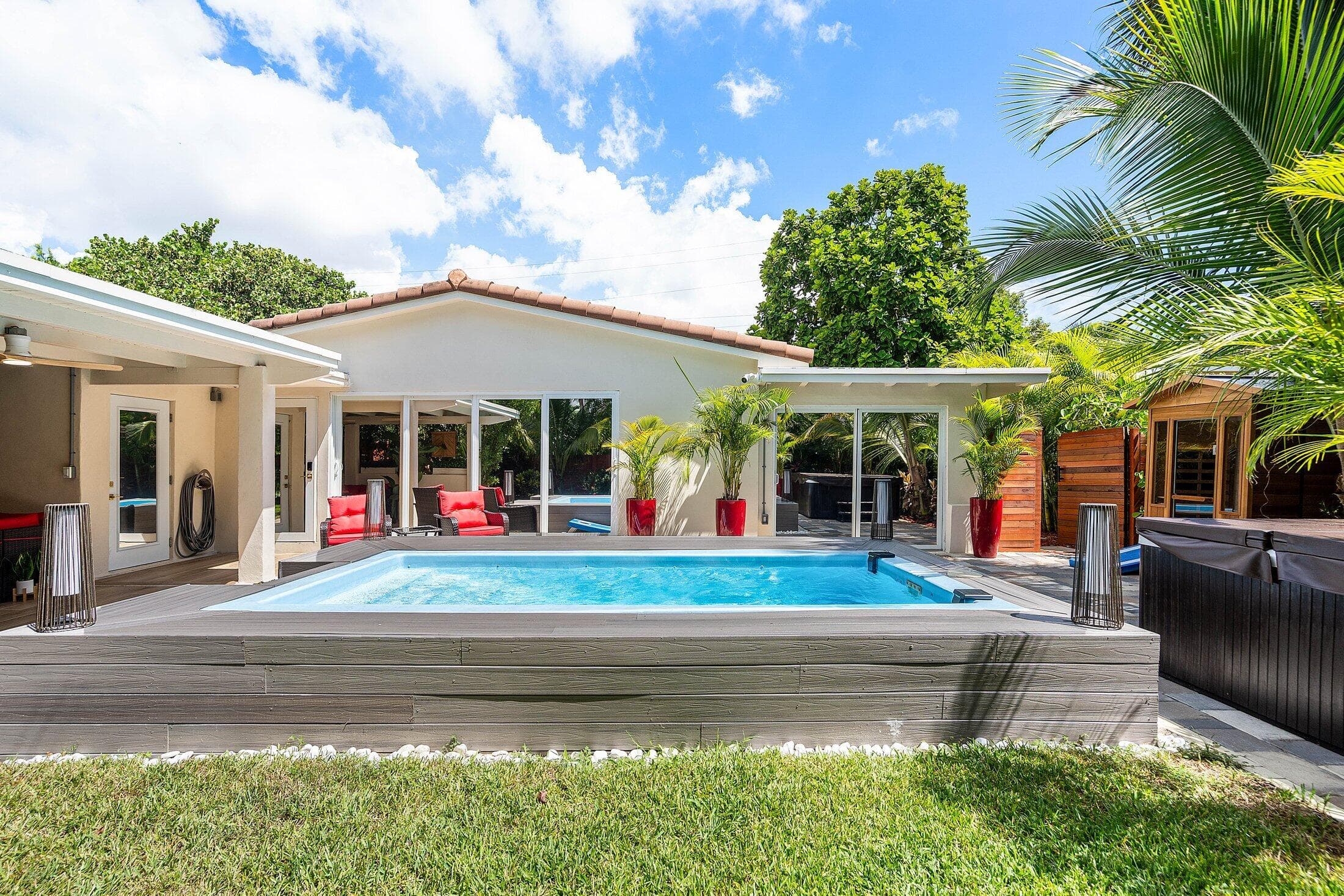 2041 NE 30th Street, Fort Lauderdale, FL 33306 — photo 32 of 43
