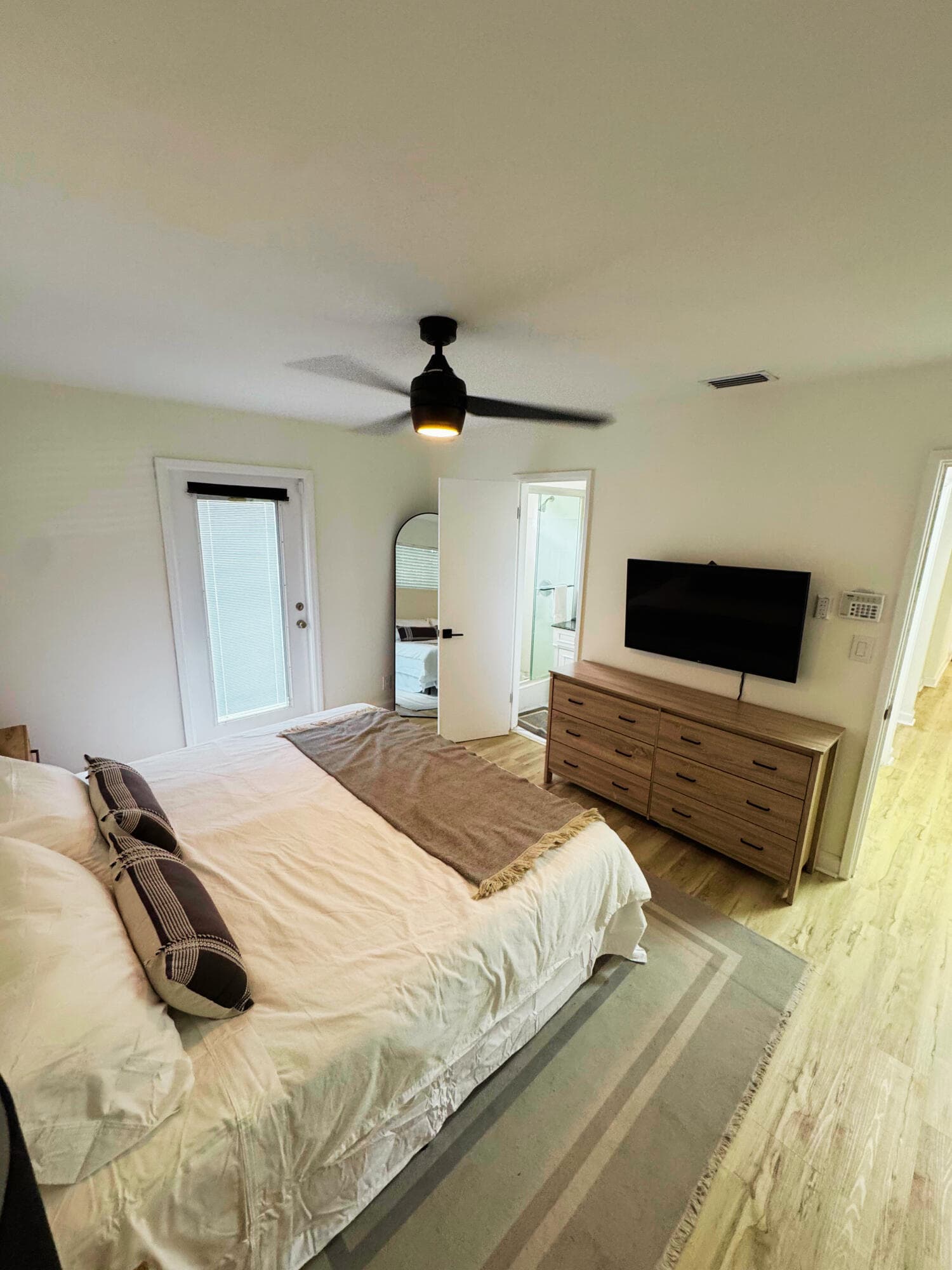 300 NE 7th Street, Boca Raton, FL 33432 — photo 6 of 16