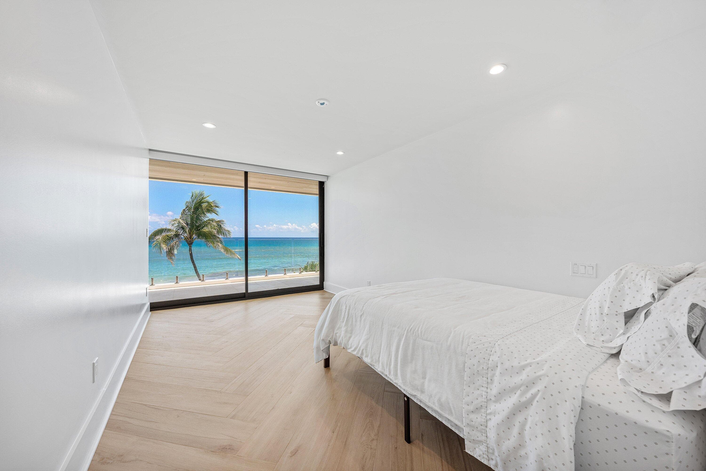 6273 N Ocean Boulevard, Ocean Ridge, FL 33435 — photo 20 of 33