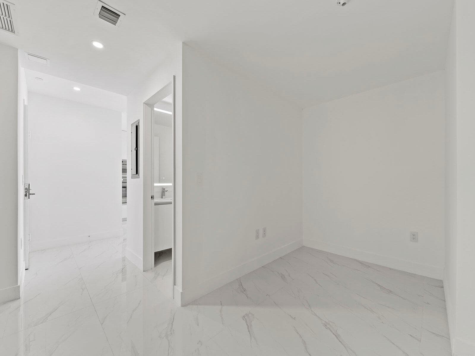 700 NE 24th Street 3002, Miami, FL 33137 — photo 24 of 64