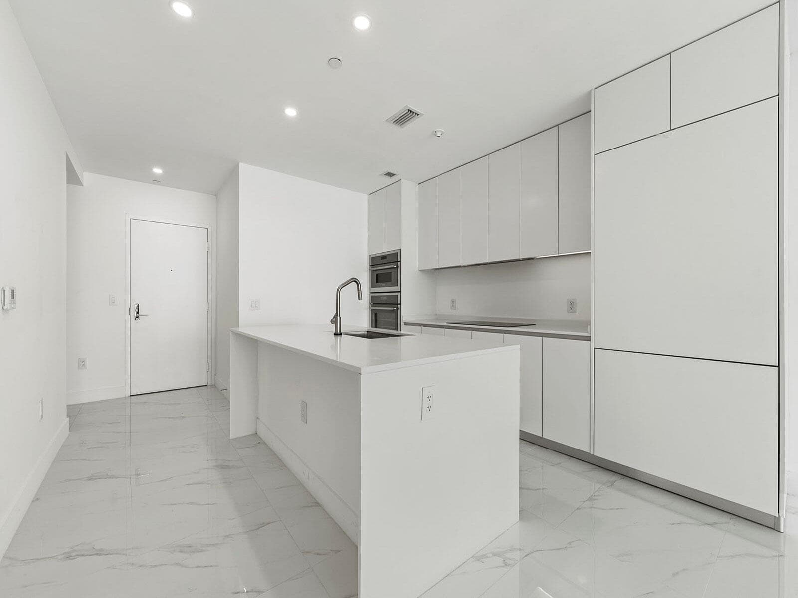 700 NE 24th Street 3002, Miami, FL 33137 — photo 7 of 64