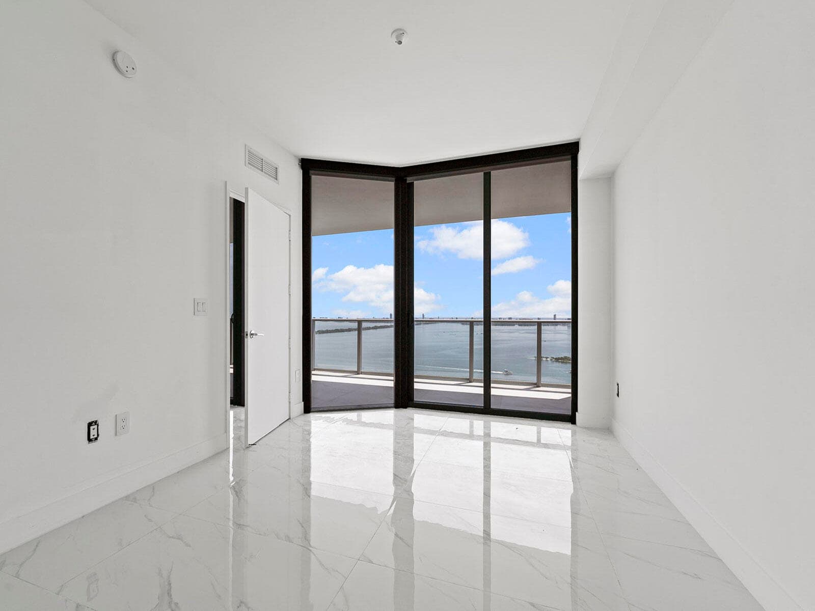 700 NE 24th Street 3002, Miami, FL 33137 — photo 11 of 64