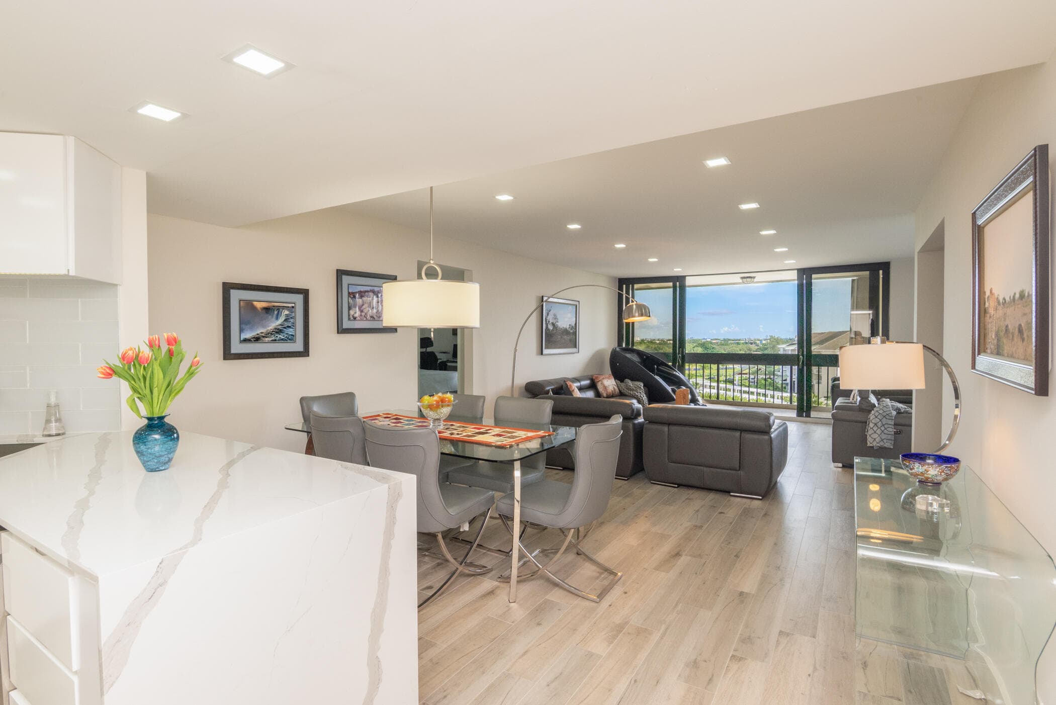 2400 Presidential Way 801, West Palm Beach, FL 33401 — photo 4 of 42