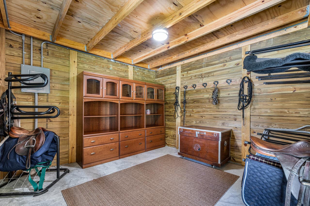 1835 Stallion Drive Stalls, Loxahatchee, FL 33470 — photo 3 of 35