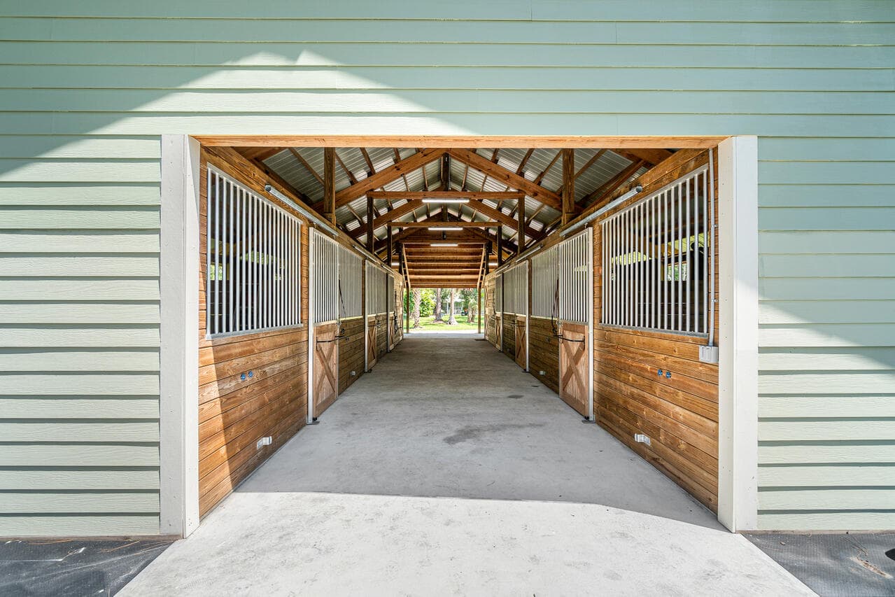 1835 Stallion Drive Stalls, Loxahatchee, FL 33470 — photo 7 of 35