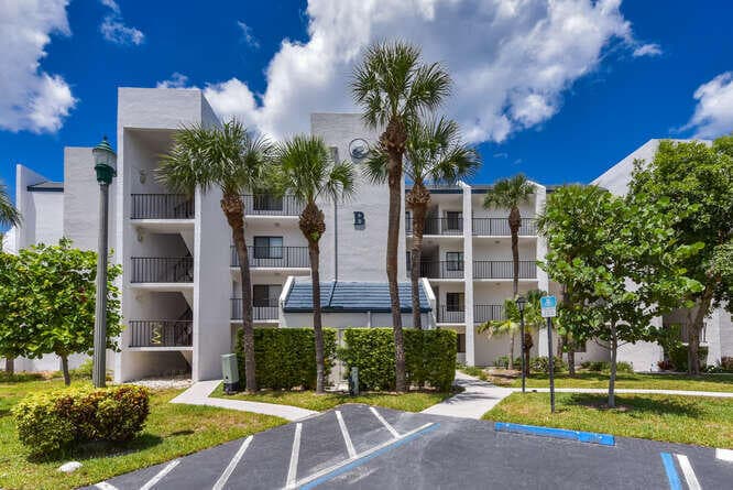 1605 S Us Highway 1 B105, Jupiter, FL 33477 — photo 1 of 30
