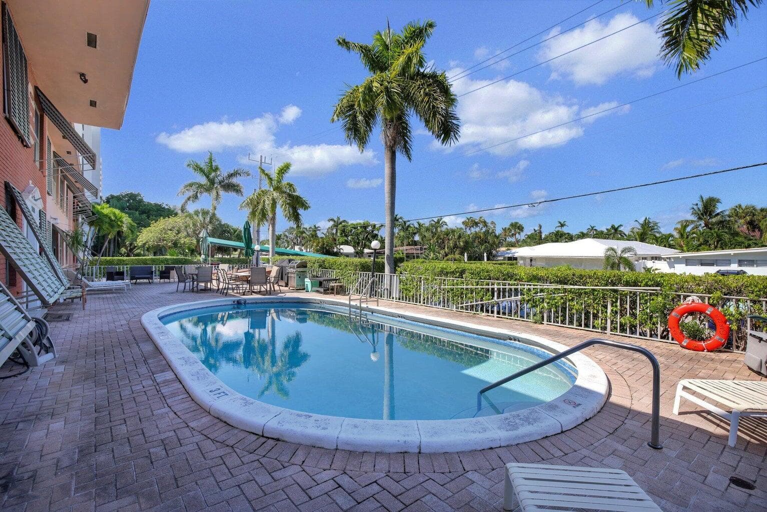 2400 NE 33rd Avenue 211, Fort Lauderdale, FL 33305 — photo 30 of 40