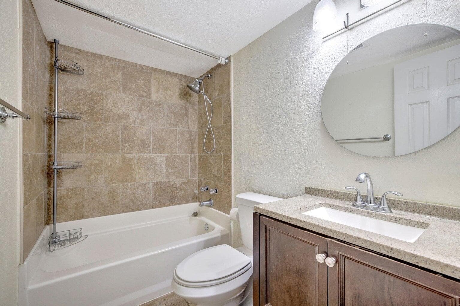 2400 NE 33rd Avenue 211, Fort Lauderdale, FL 33305 — photo 22 of 40