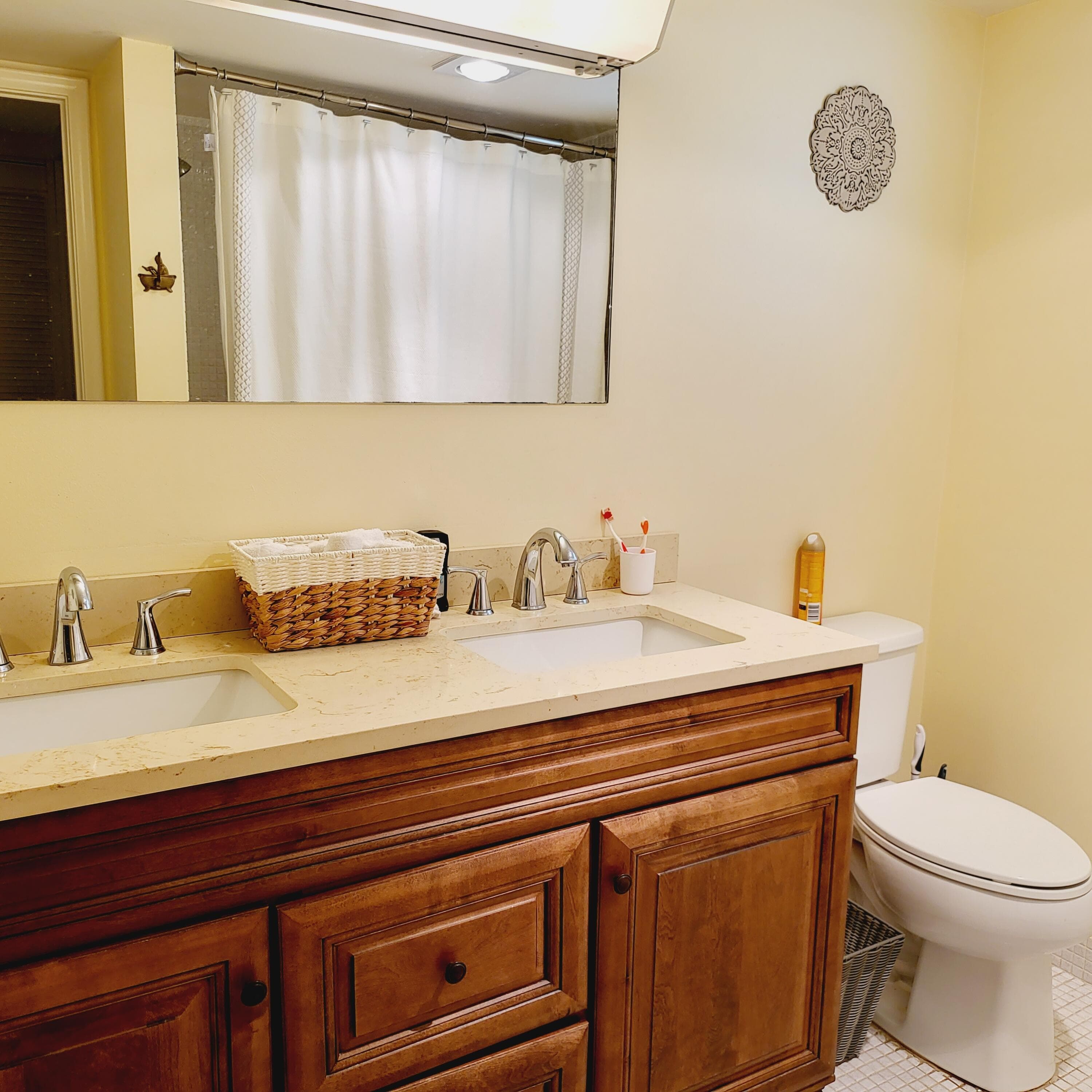 23 Colonial Club Drive 200, Boynton Beach, FL 33435 — photo 8 of 18