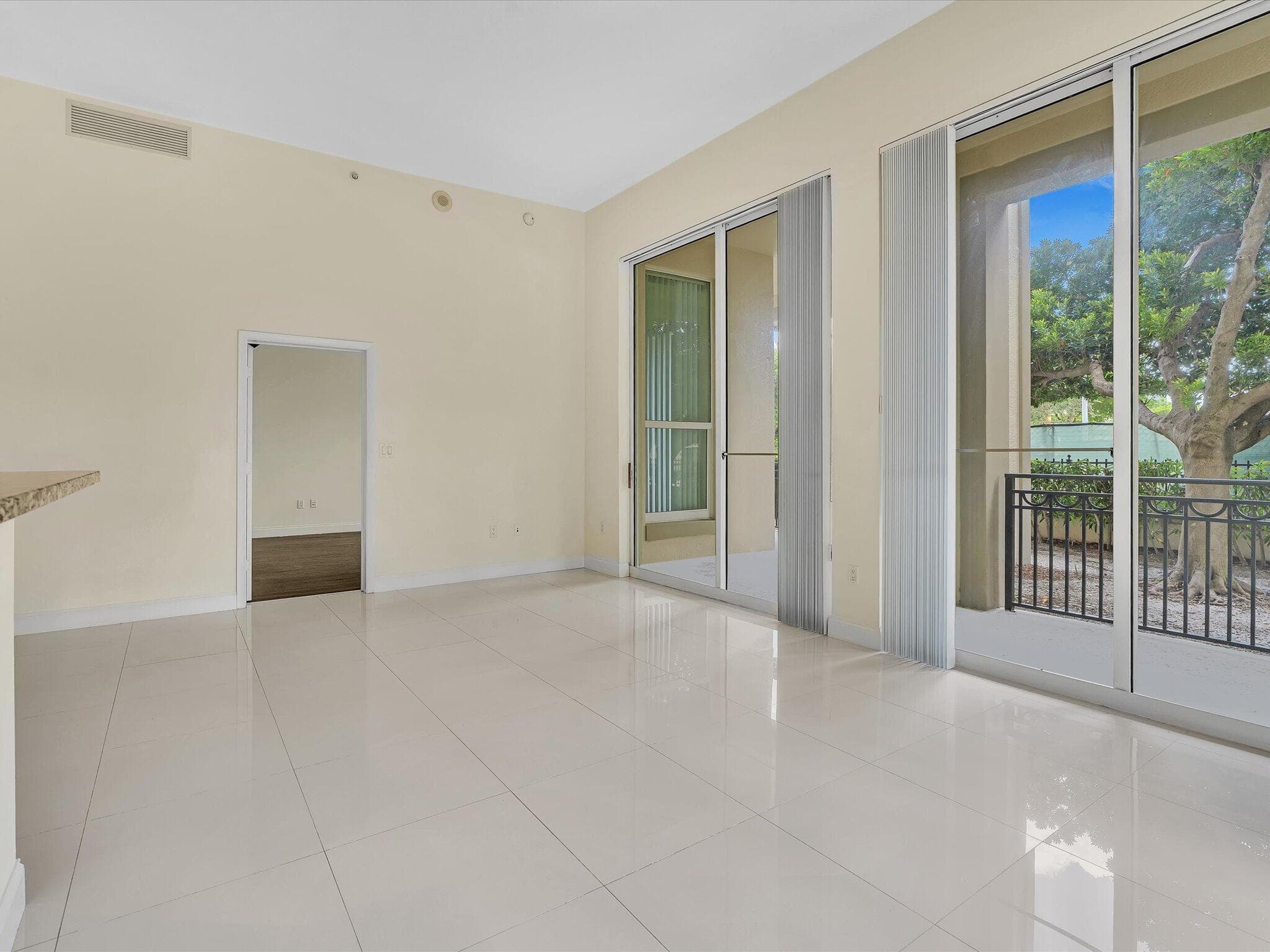 550 Okeechobee Boulevard 122, West Palm Beach, FL 33401 — photo 14 of 53