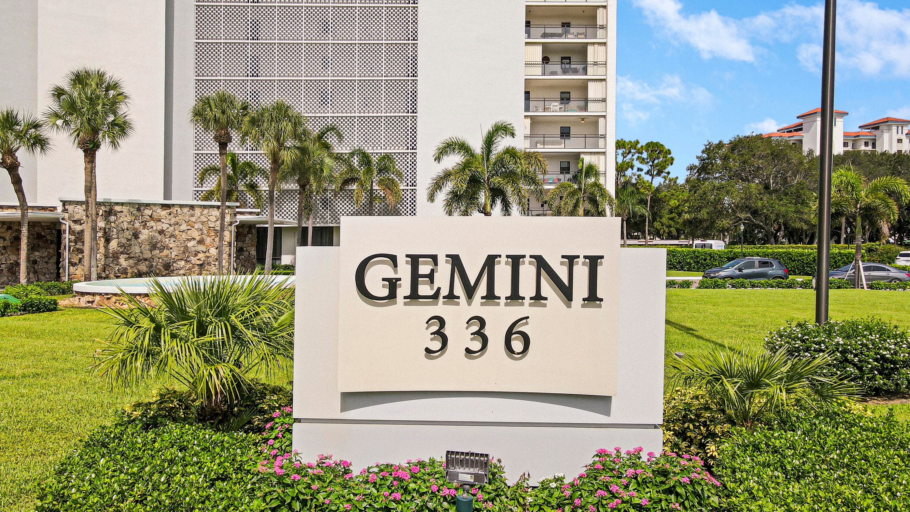 336 Golfview Road 1016, North Palm Beach, FL 33408 — photo 3 of 58
