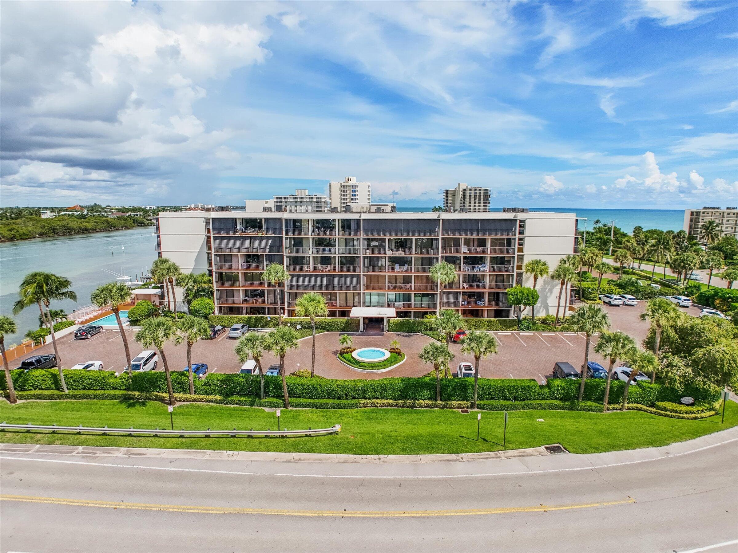 225 Beach Road 205, Tequesta, FL 33469 — photo 32 of 43