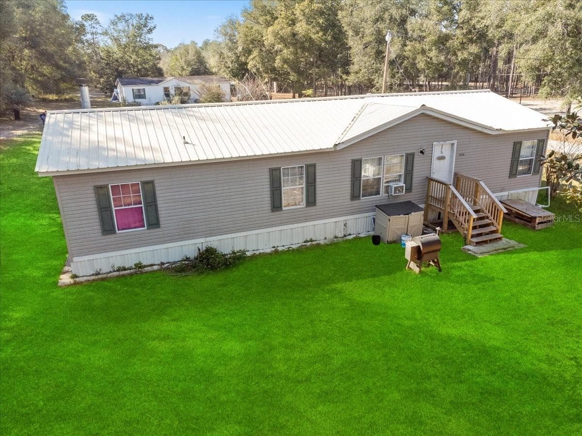 3230 SW 189th Avenue, Dunnellon, FL 34432 — photo 3 of 44