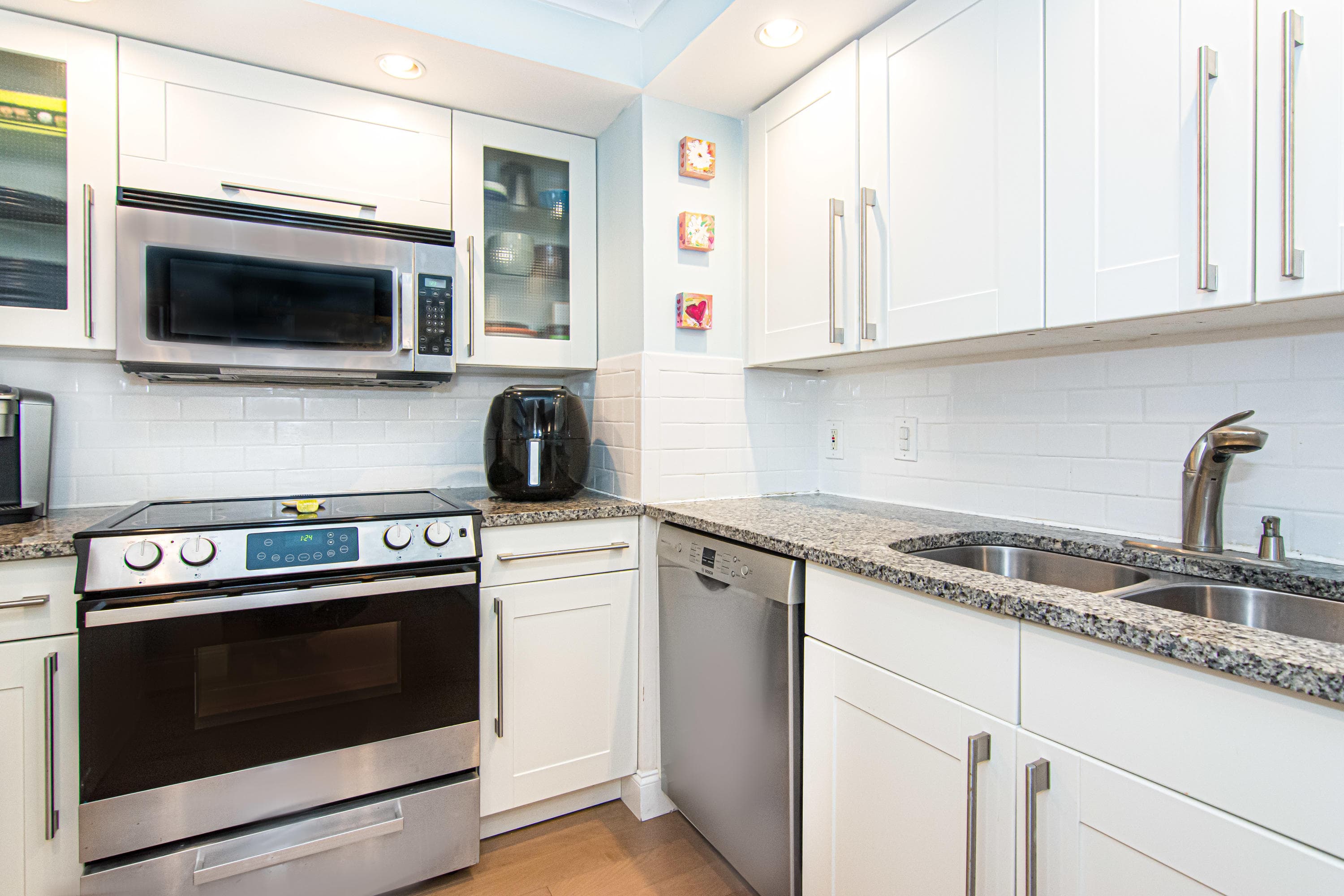 5600 N Flagler Drive 1404, West Palm Beach, FL 33407 — photo 7 of 40