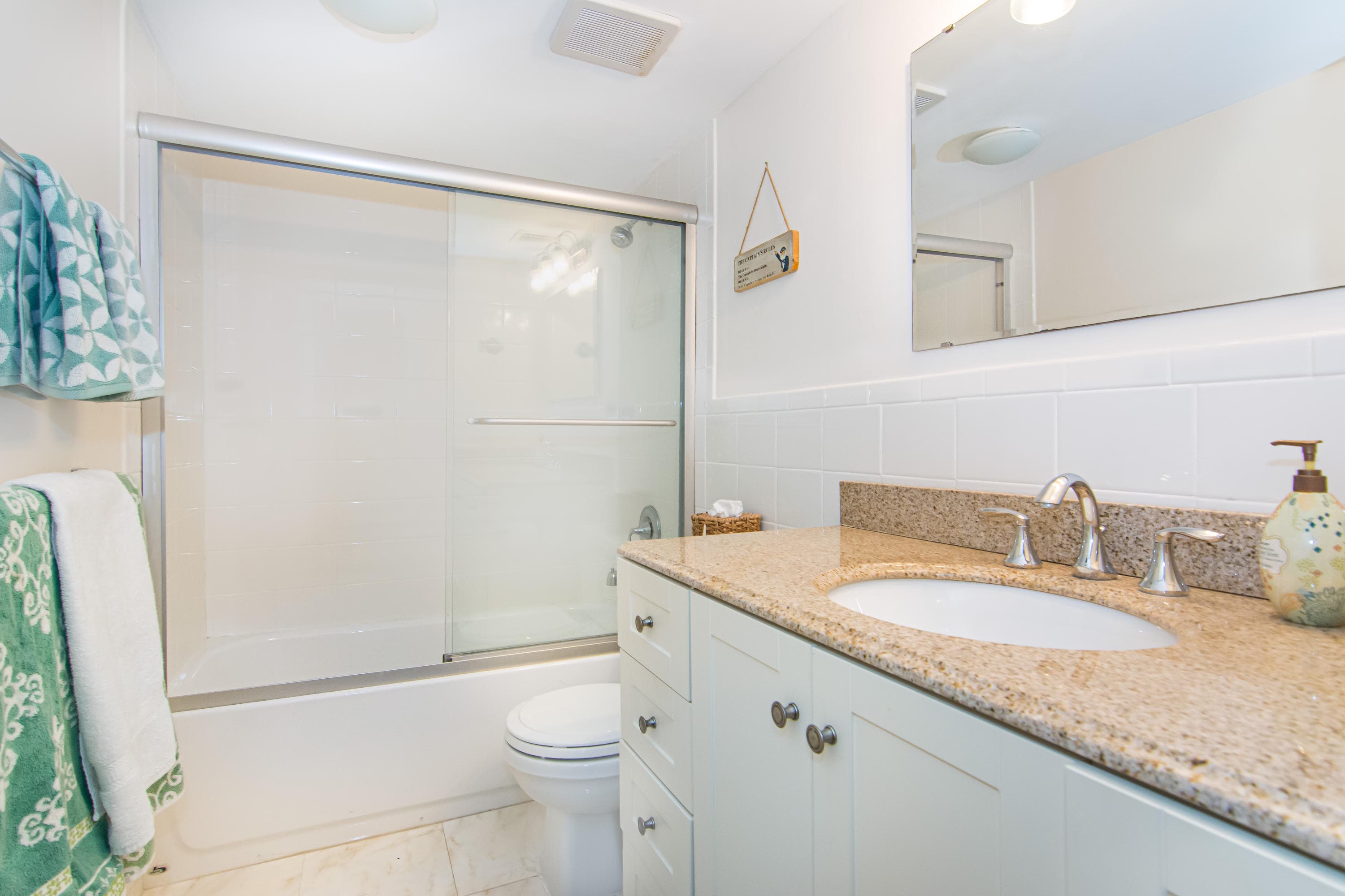 5600 N Flagler Drive 1404, West Palm Beach, FL 33407 — photo 25 of 40
