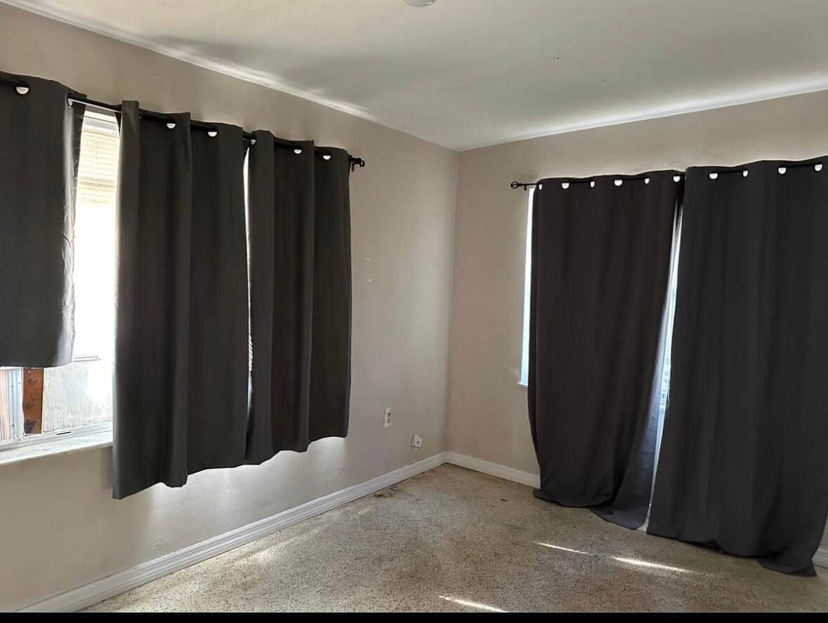 3109 Avenue B Avenue, Fort Pierce, FL 34950 — photo 4 of 8
