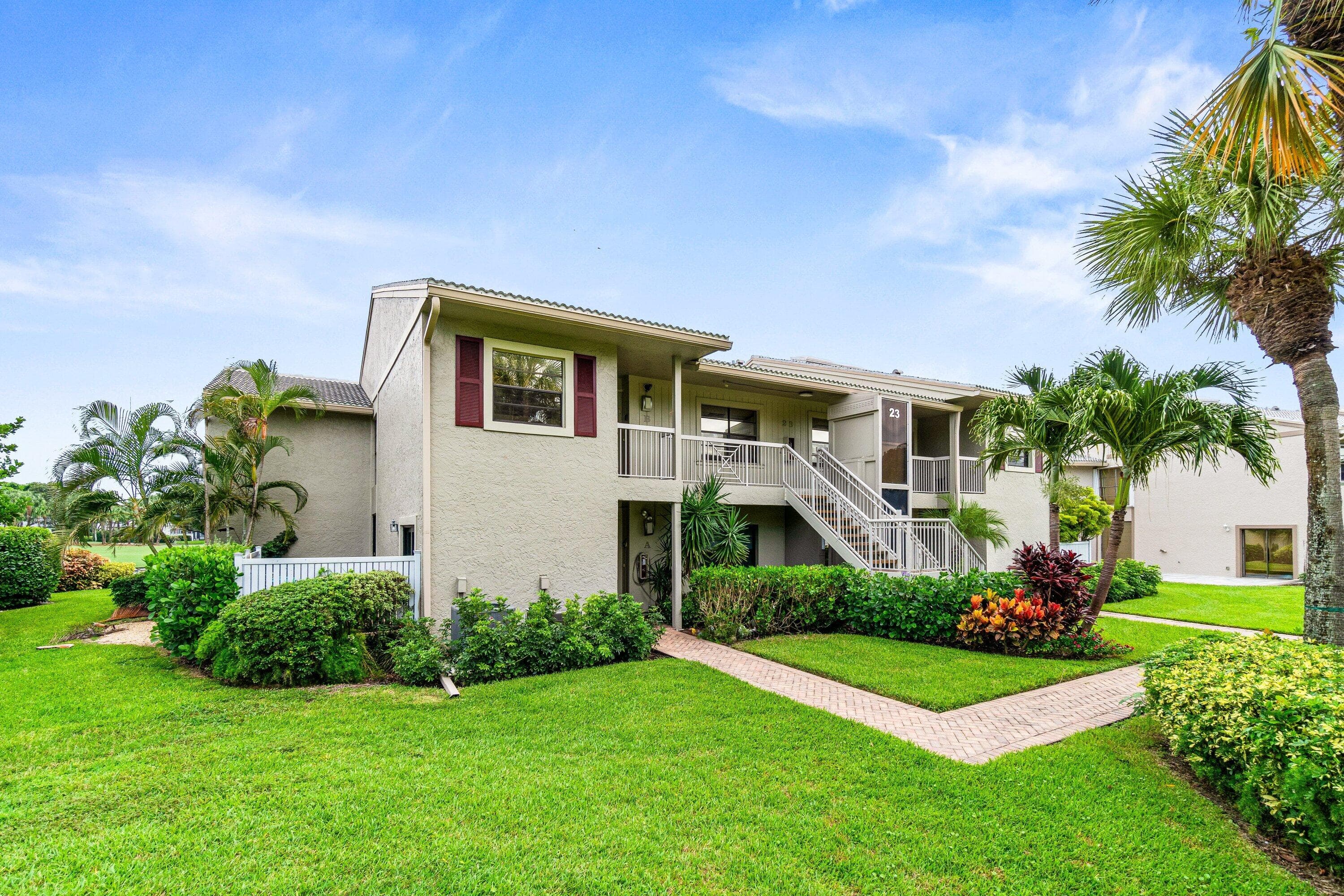 23 Eastgate Drive B, Boynton Beach, FL 33436 — photo 2 of 57
