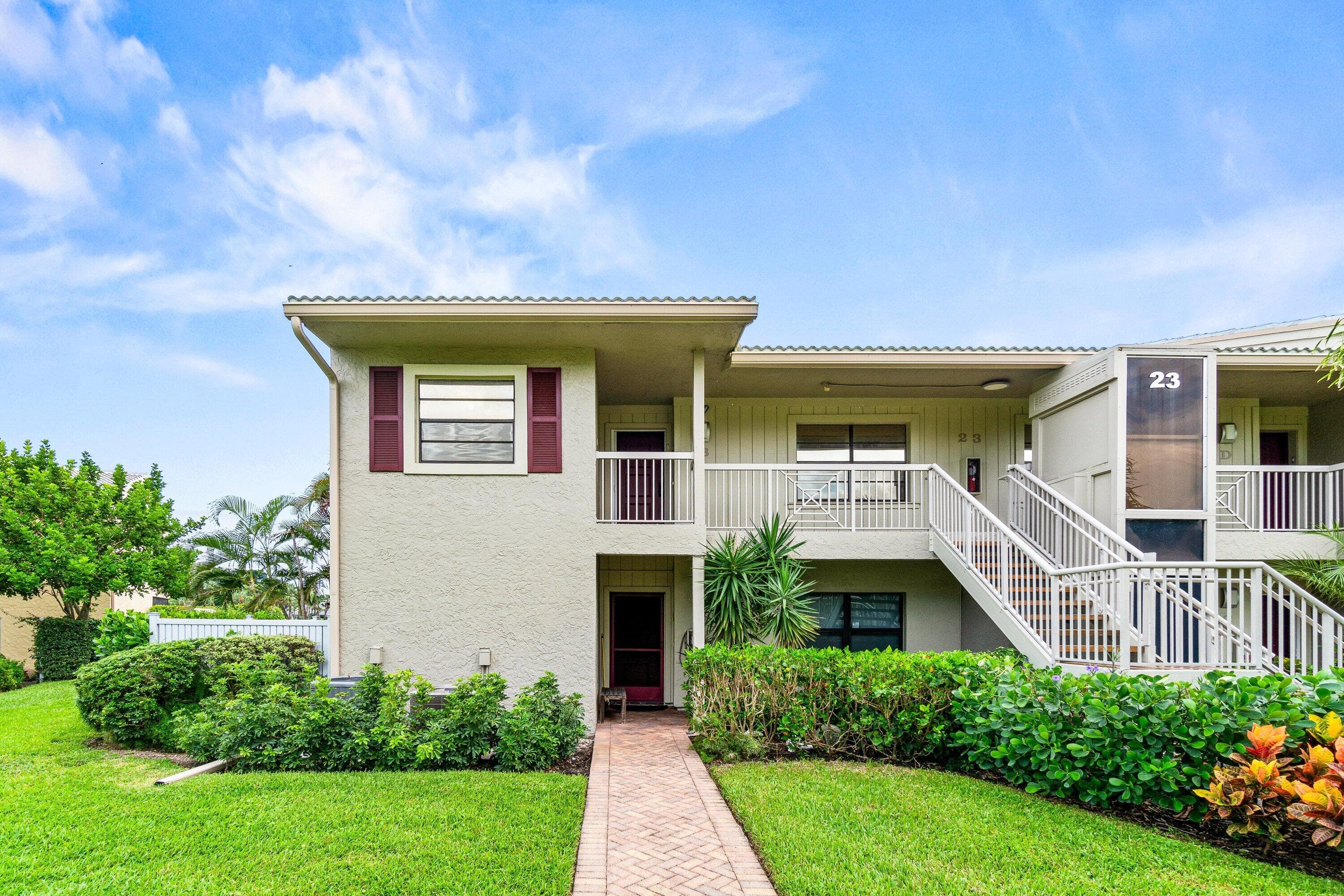 23 Eastgate Drive B, Boynton Beach, FL 33436 — photo 3 of 57
