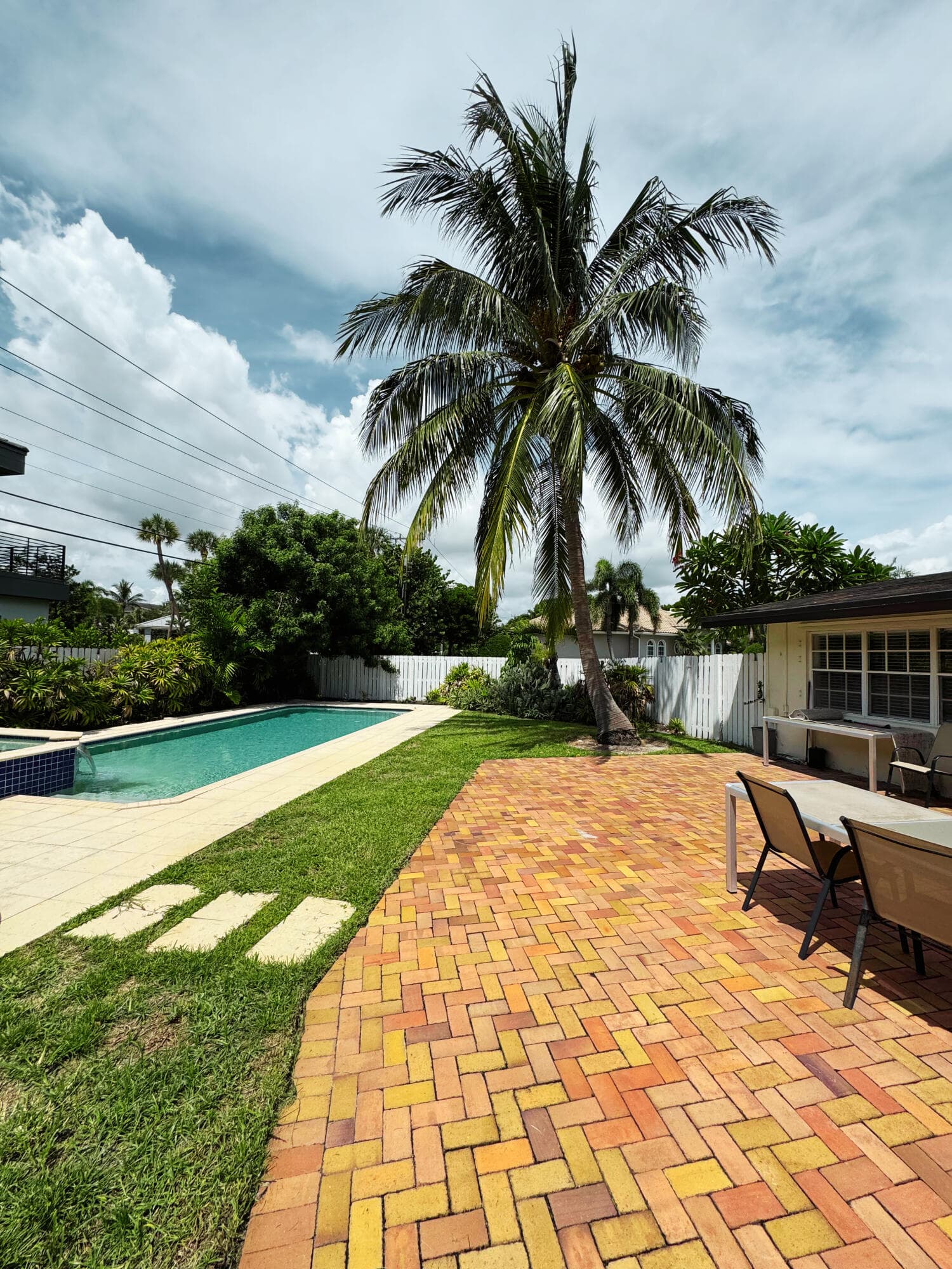 300 NE 7th Street, Boca Raton, FL 33432 — photo 13 of 16