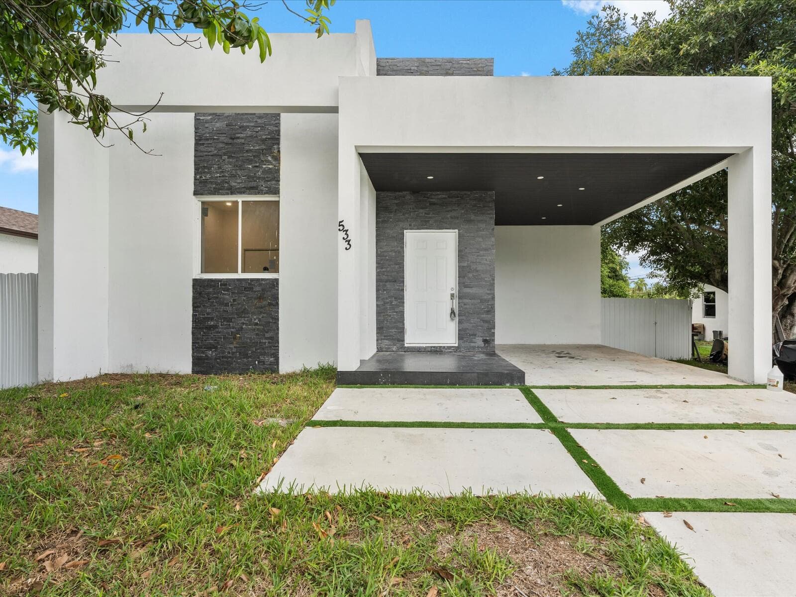 533 NW 16th Avenue, Fort Lauderdale, FL 33311 — photo 1 of 27