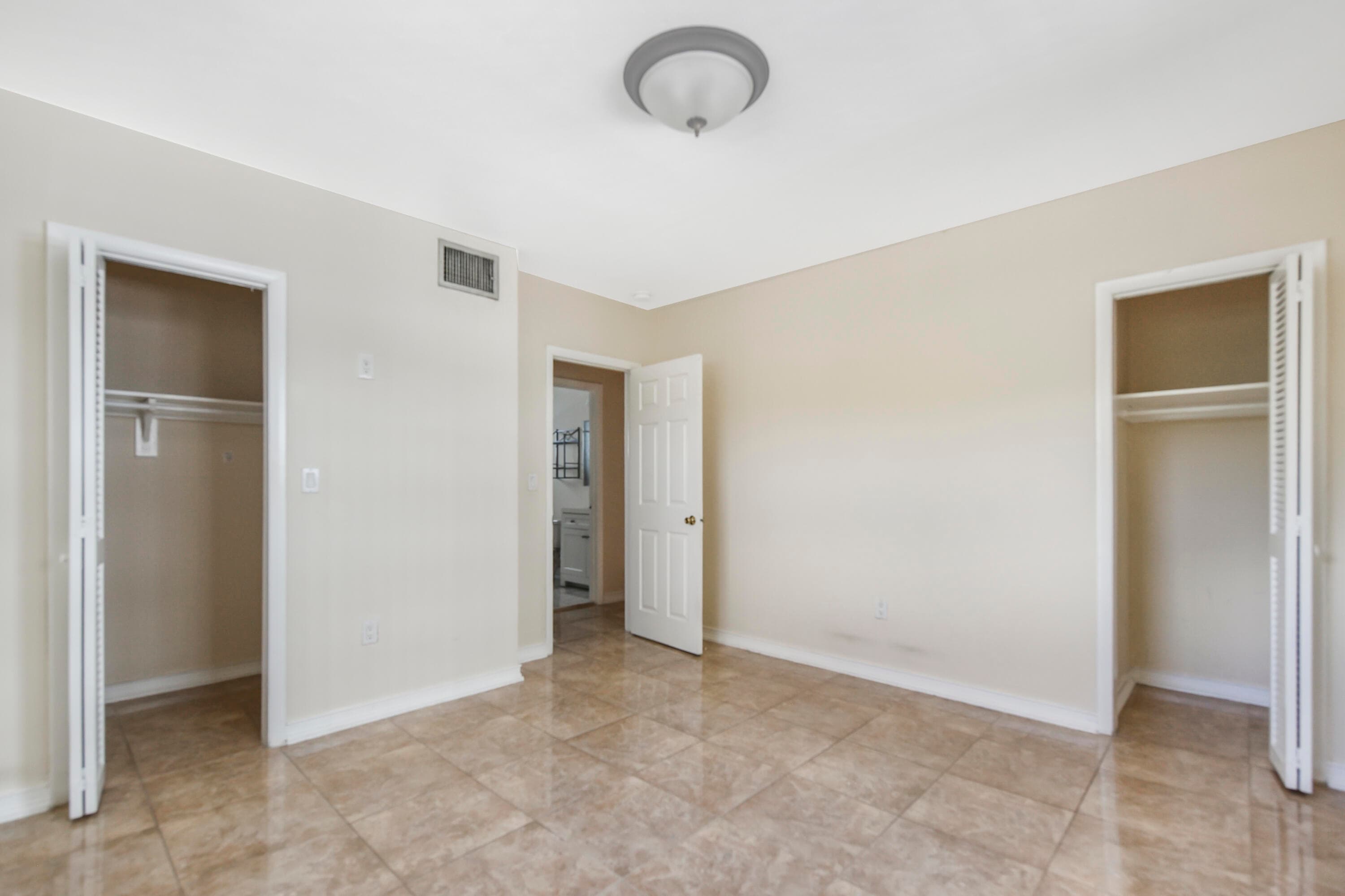 300 80th Street 300, Miami Beach, FL 33141 — photo 20 of 22