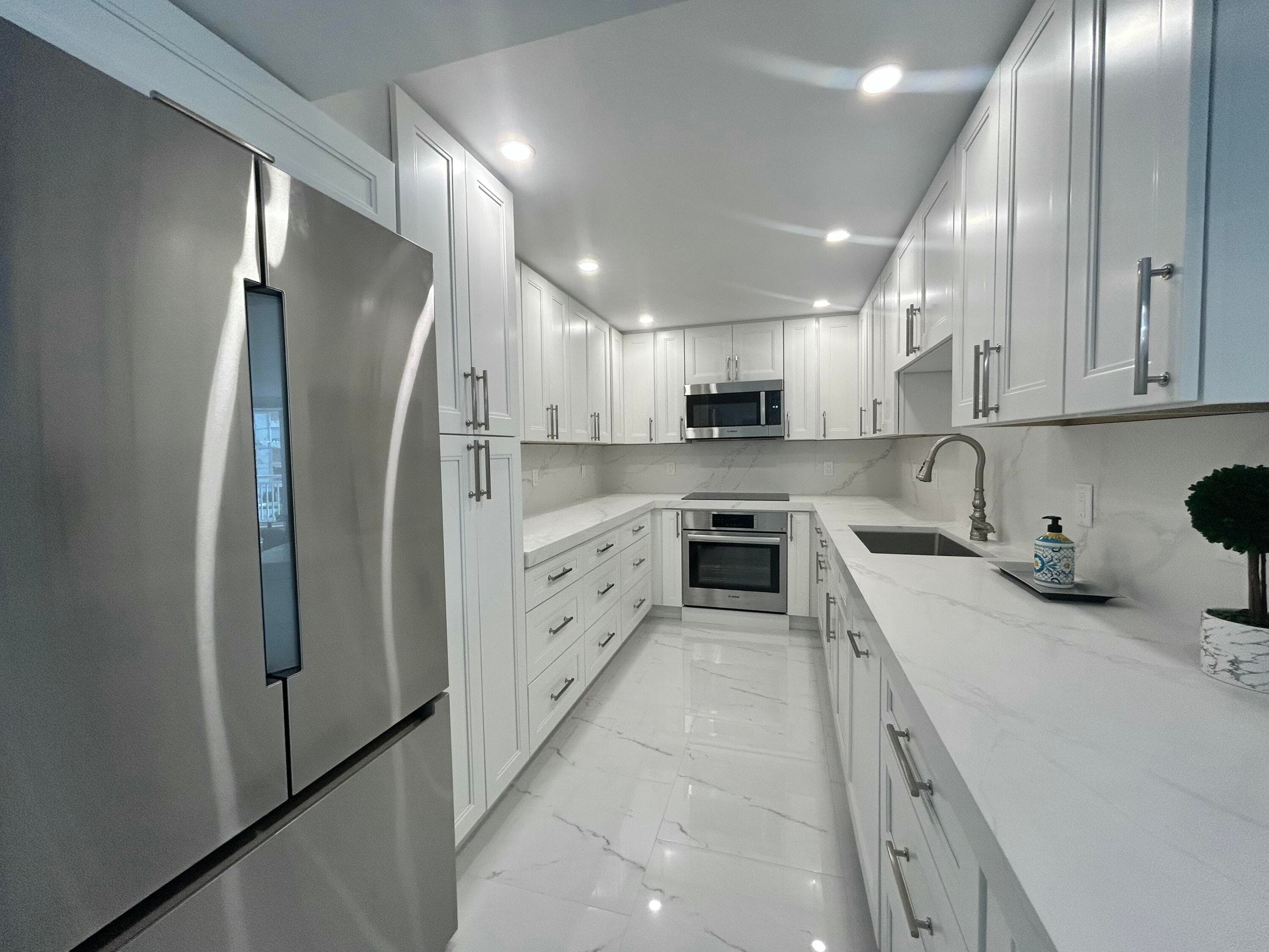 3546 S South Ocean Boulevard 405, South Palm Beach, FL 33480 — photo 11 of 23