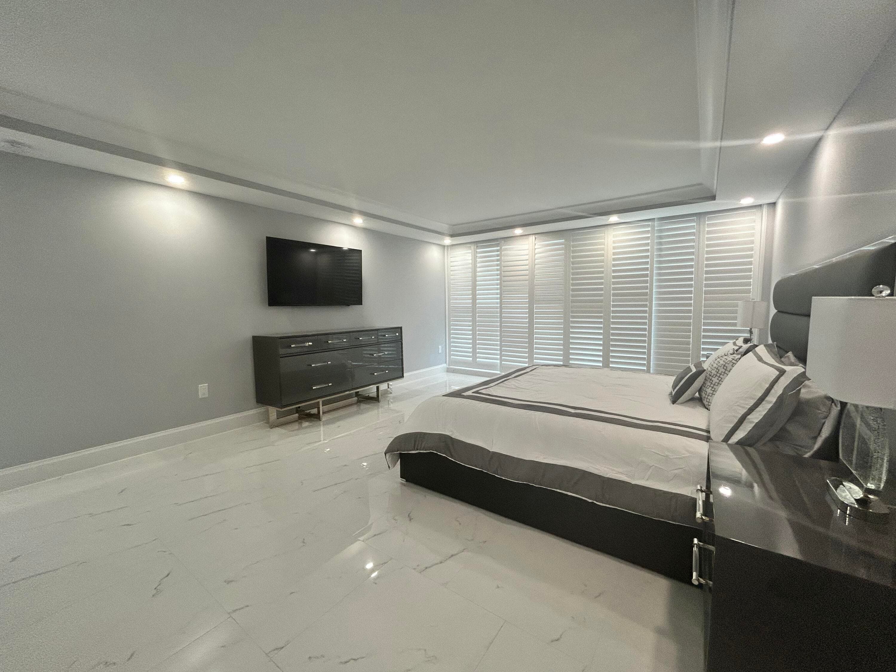 3546 S South Ocean Boulevard 405, South Palm Beach, FL 33480 — photo 18 of 23