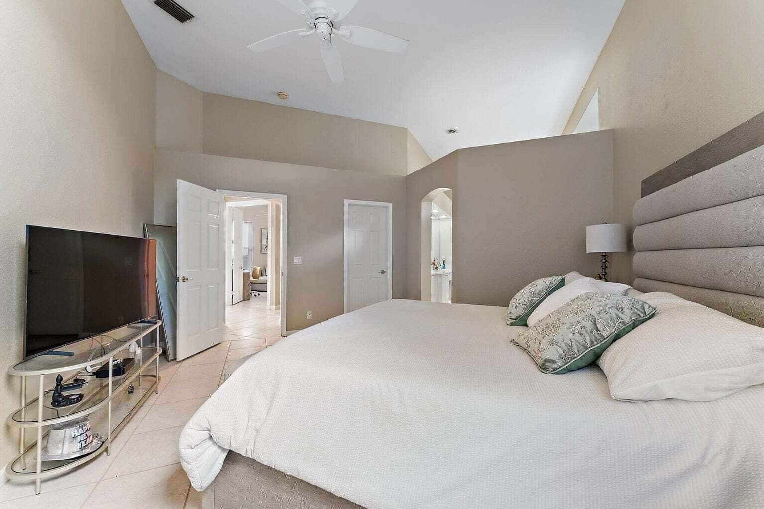 155 Sunset Bay Drive Drive, Palm Beach Gardens, FL 33418 — photo 20 of 27