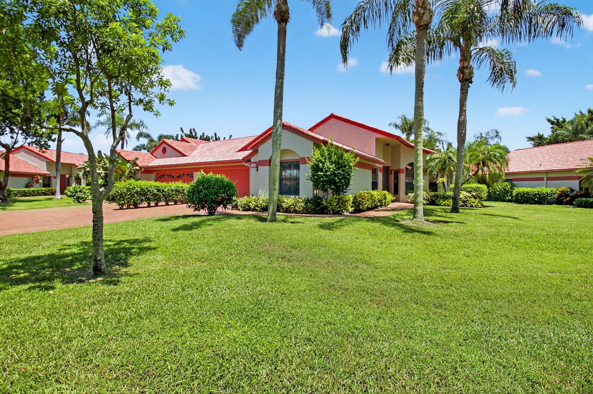 7613 Lexington Club Boulevard A, Delray Beach, FL 33446 — photo 1 of 68