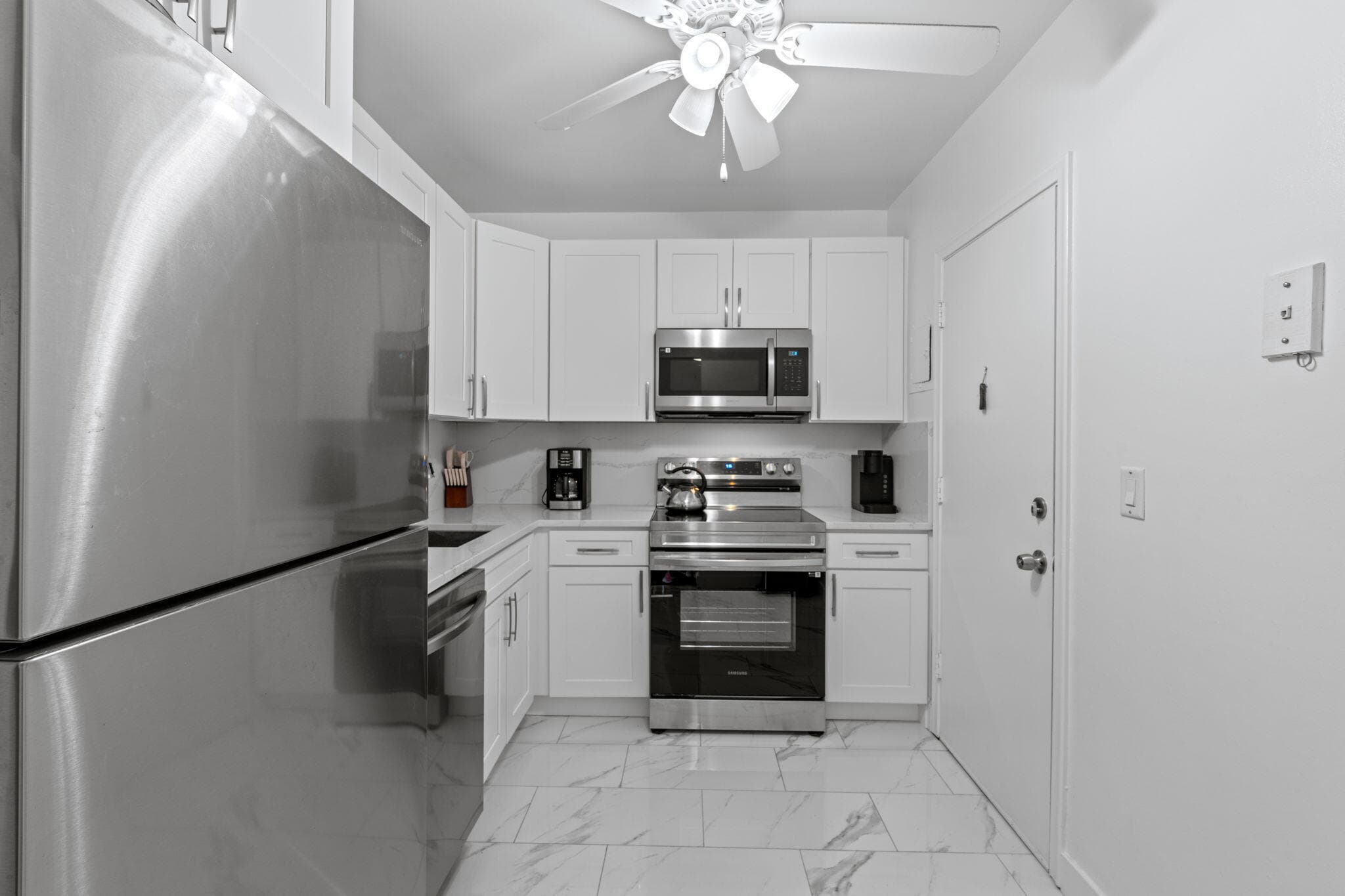 418 S Cypress Road 128, Pompano Beach, FL 33060 — photo 1 of 50