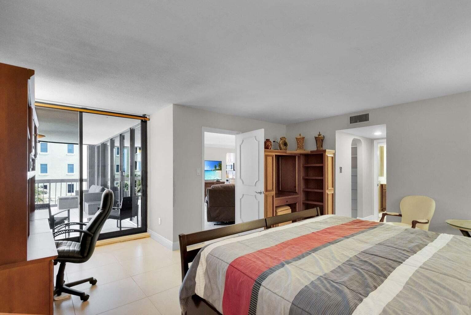 5380 N Ocean Drive 5 B, Singer Island, FL 33404 — photo 26 of 97