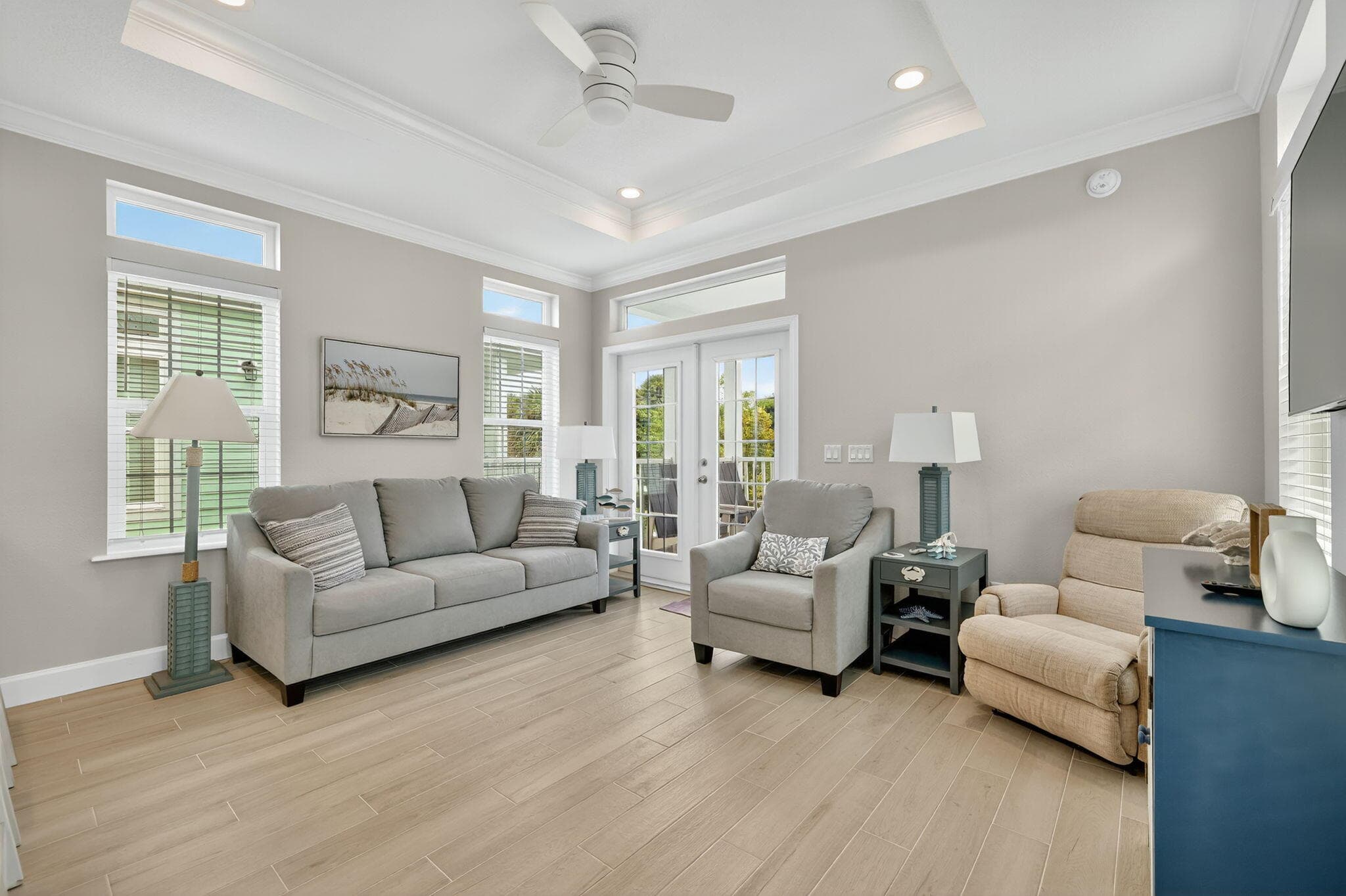 300 NE Coastal Drive, Jensen Beach, FL 34957 — photo 5 of 44