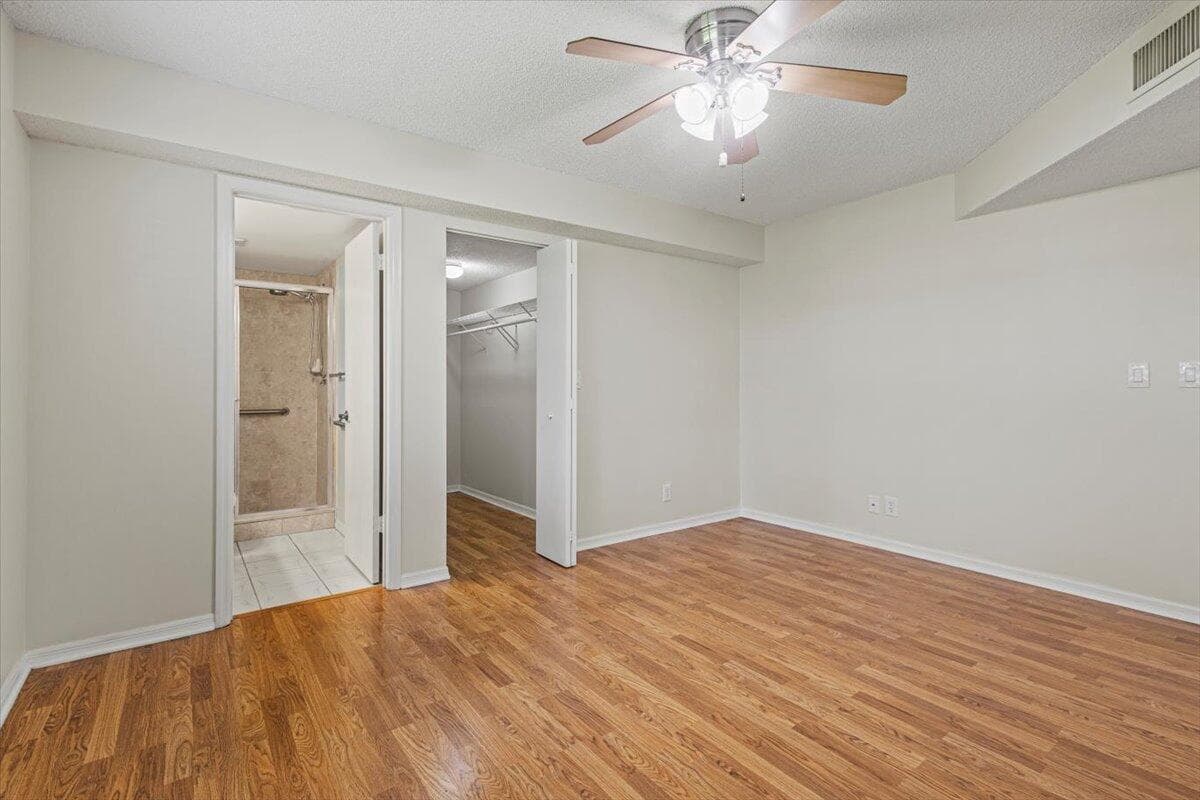 511 SW South River Drive 103, Stuart, FL 34997 — photo 13 of 40