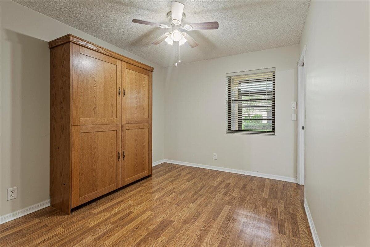 511 SW South River Drive 103, Stuart, FL 34997 — photo 30 of 40