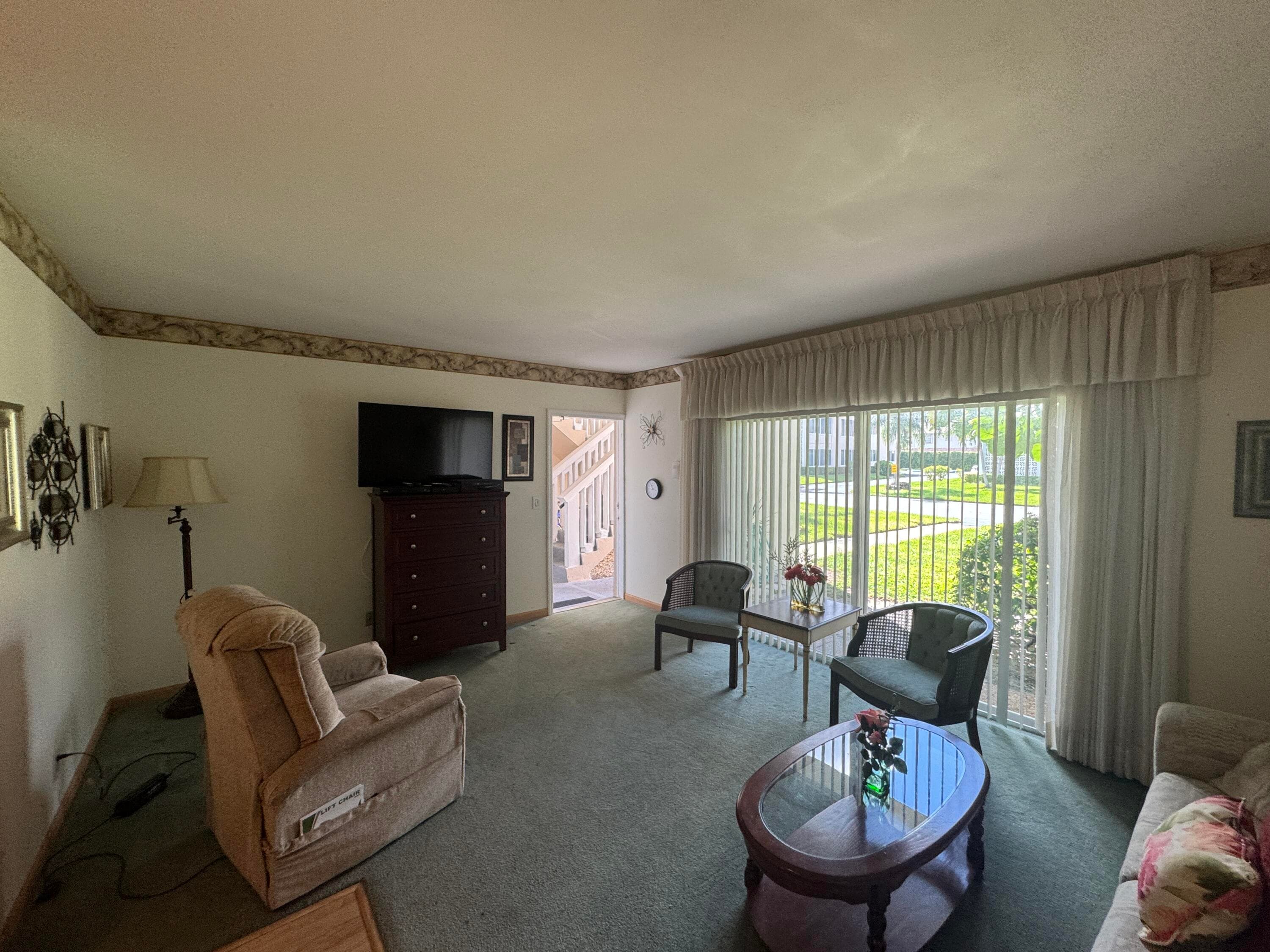 115 S South Boulevard 1c, Boynton Beach, FL 33435 — photo 3 of 40