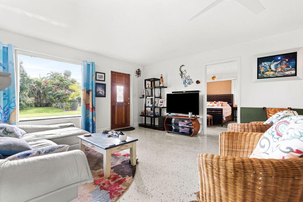 1613 Nanette Court, Lake Worth, FL 33461 — photo 13 of 35