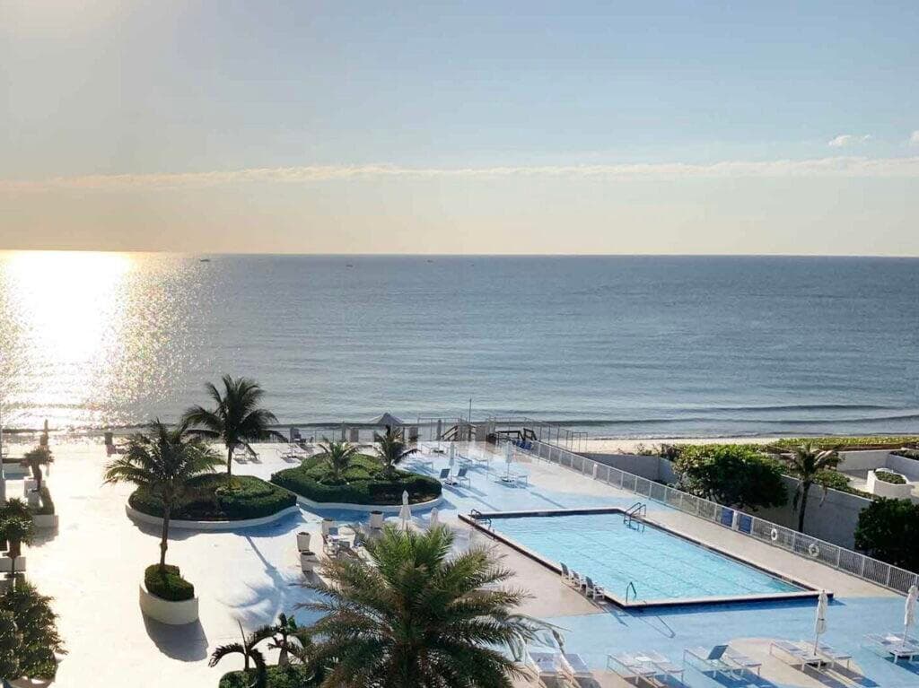 3546 S Ocean Boulevard 515, South Palm Beach, FL 33480 — photo 31 of 64