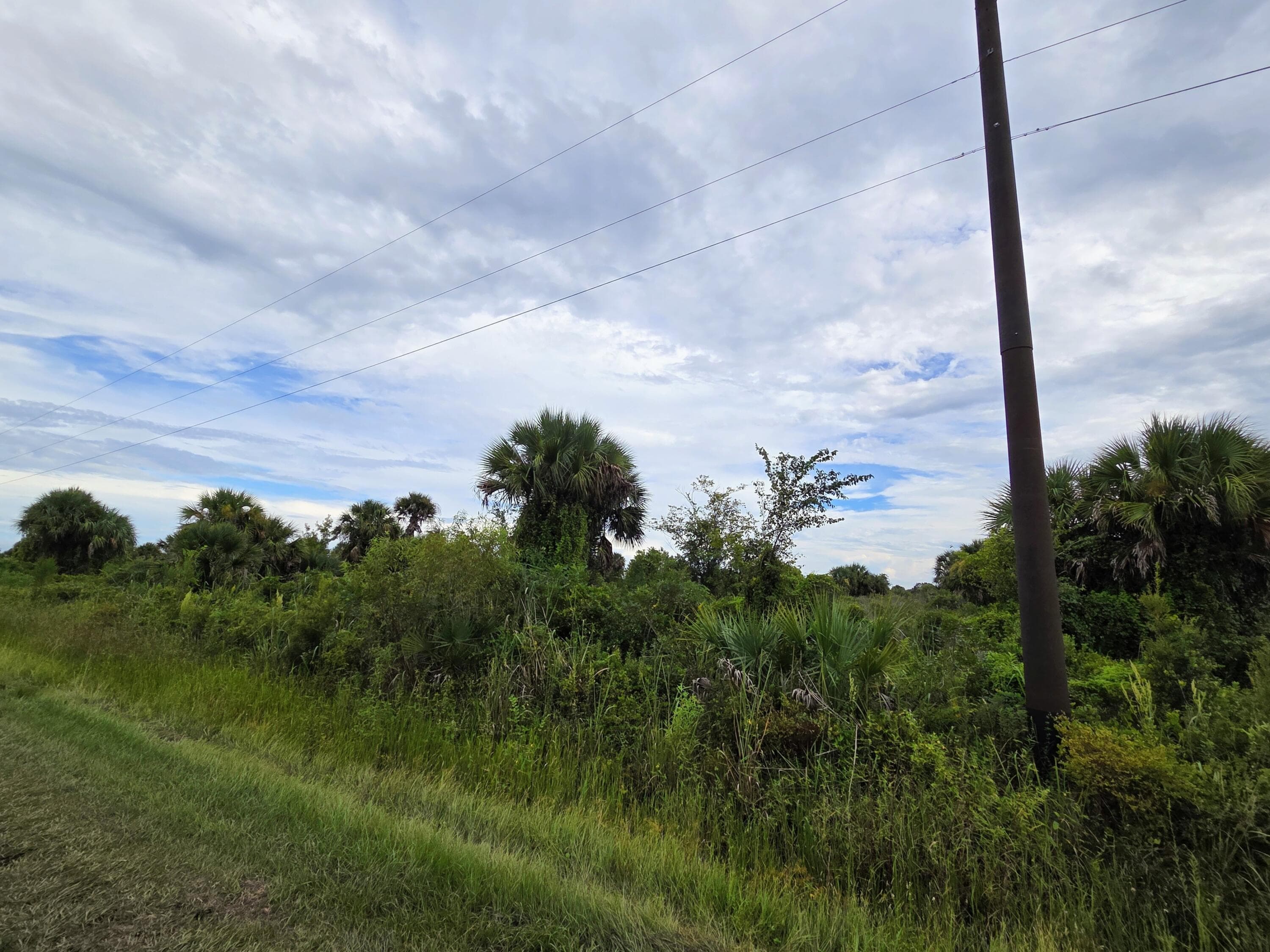 21018 NW 278th Street, Okeechobee, FL 34972 — photo 2 of 5