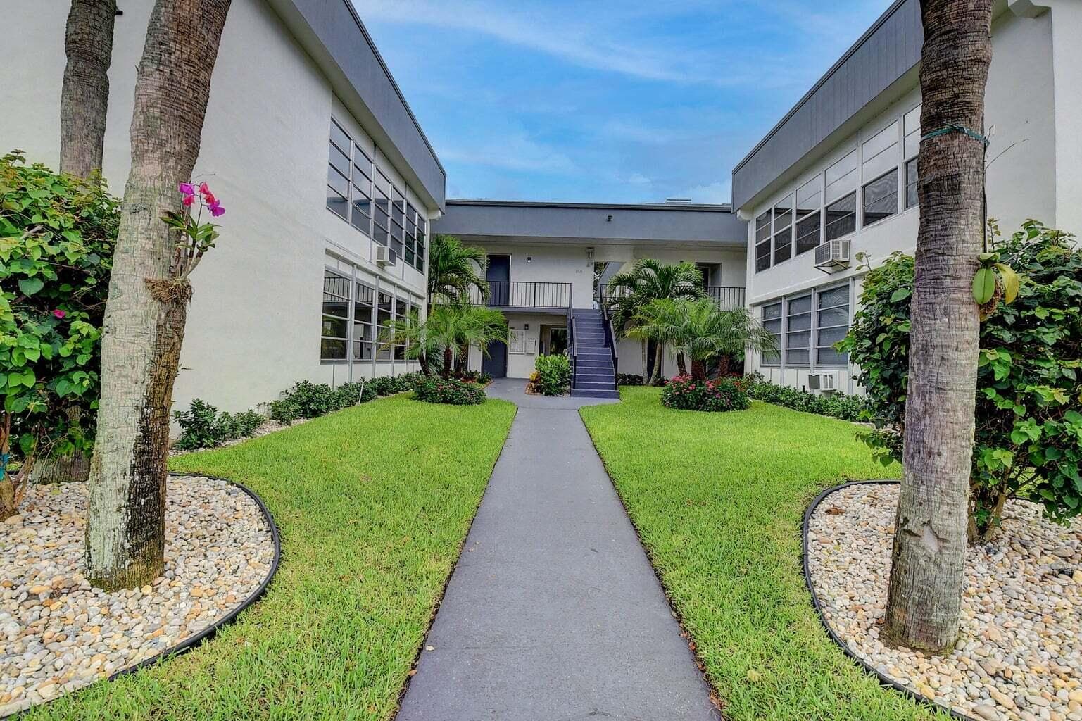 499 Piedmont K, Delray Beach, FL 33484 — photo 16 of 30